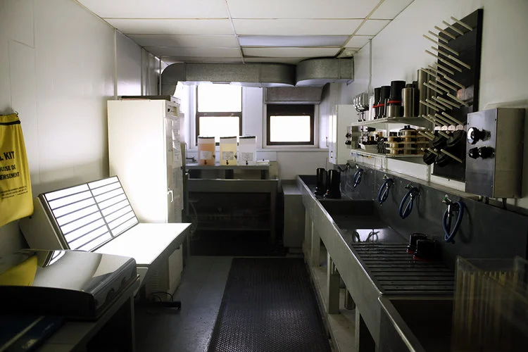 Laboratoire photographique / Photographic lab