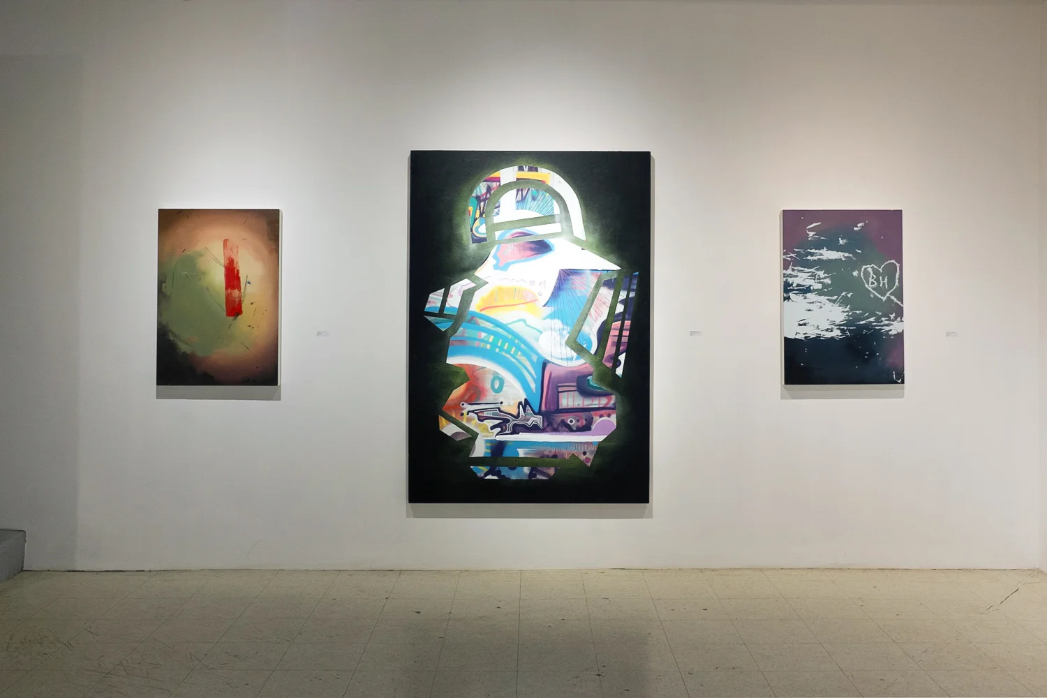 Center: Kyle Bustin, MFA '17