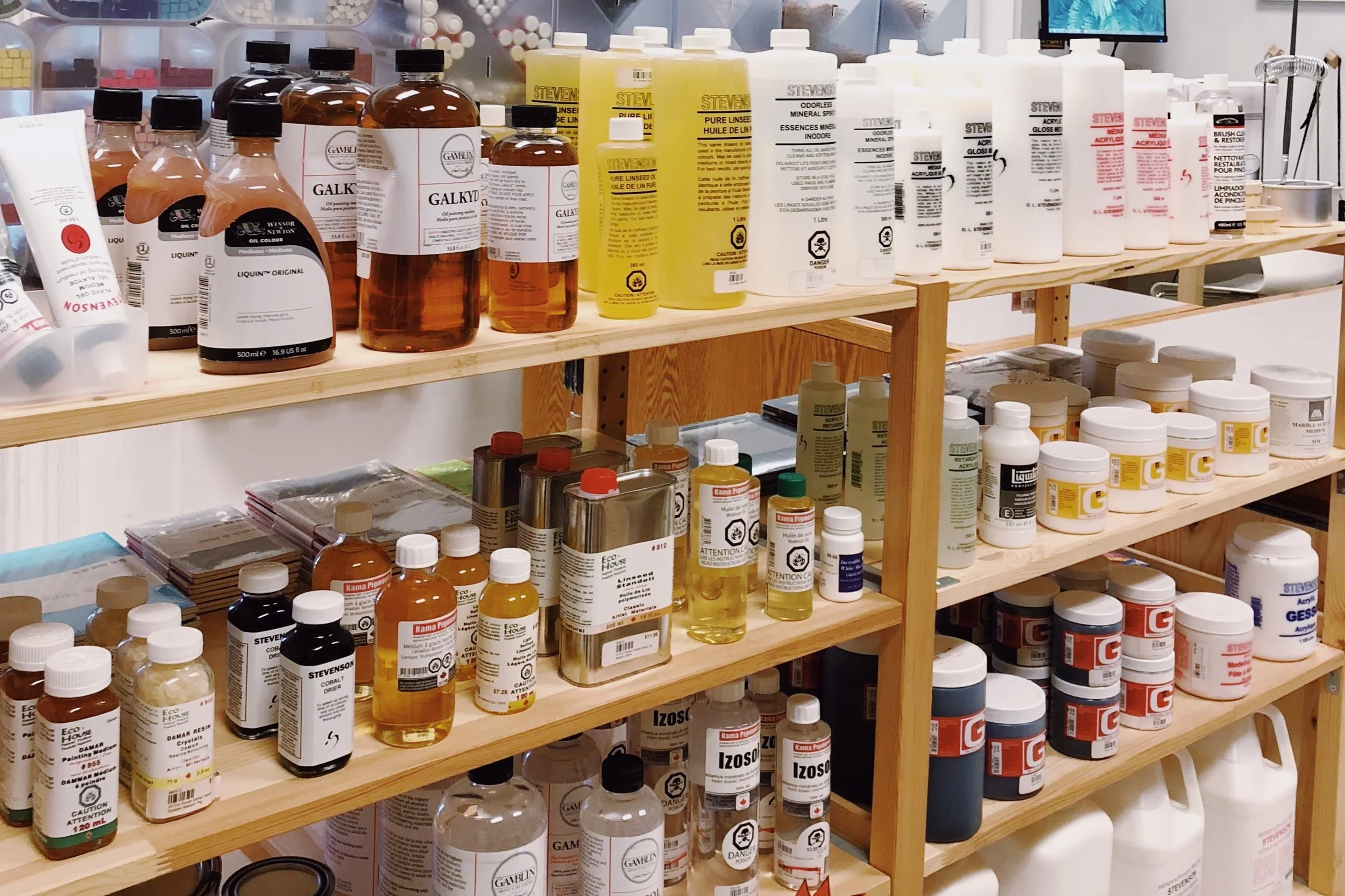 Store 04.jpg