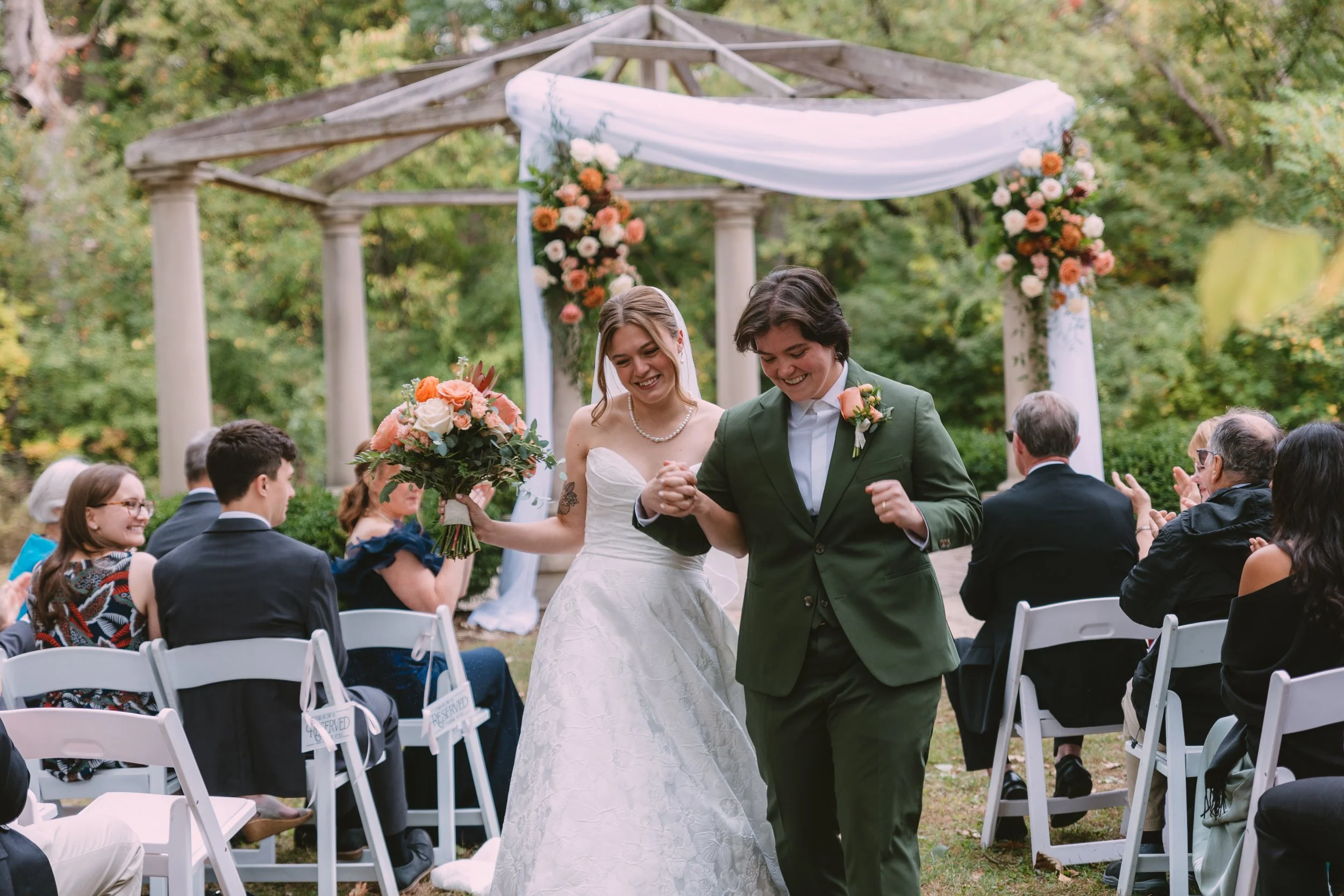 Erin + Kaitlyn - Sneak Peeks | Kaitlyn Johnston Photography-13.jpg