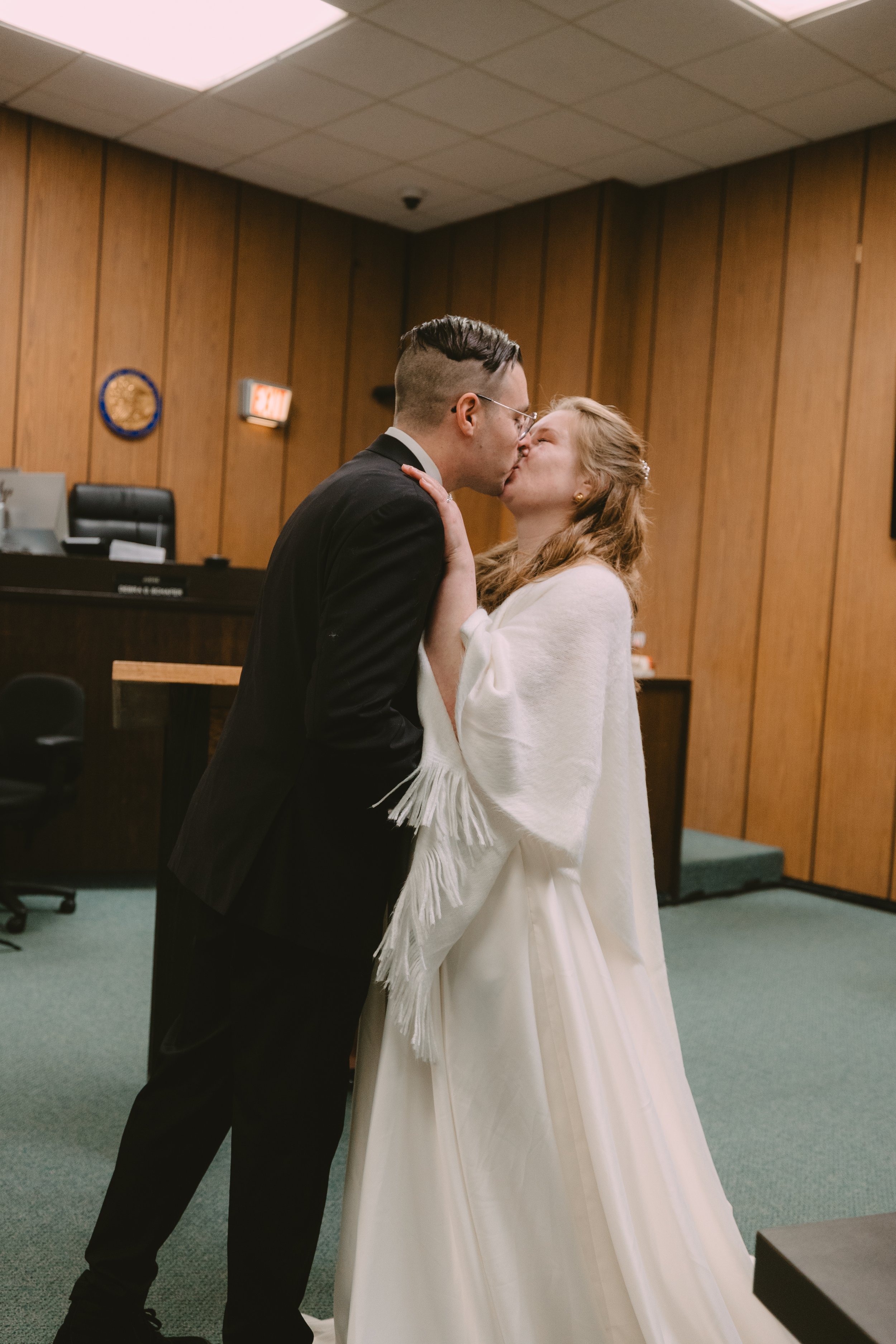 Chris + Kirsten - Sneak Peek | Kaitlyn Johnston Photography-5.jpg