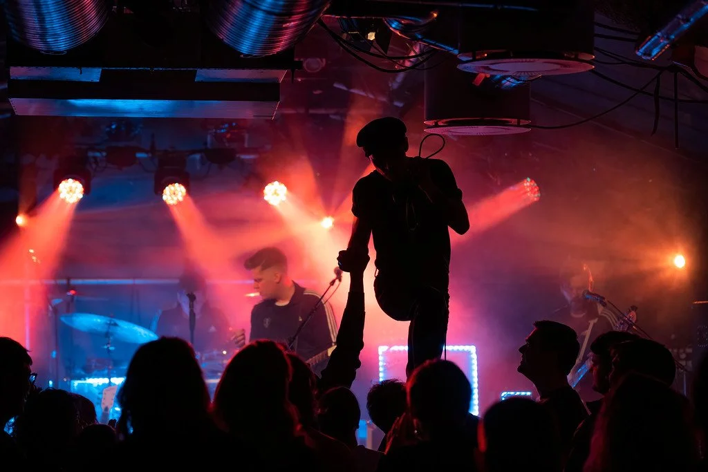 Longfield &amp; Super Skeleton - Tanker om ting som skjer på veien