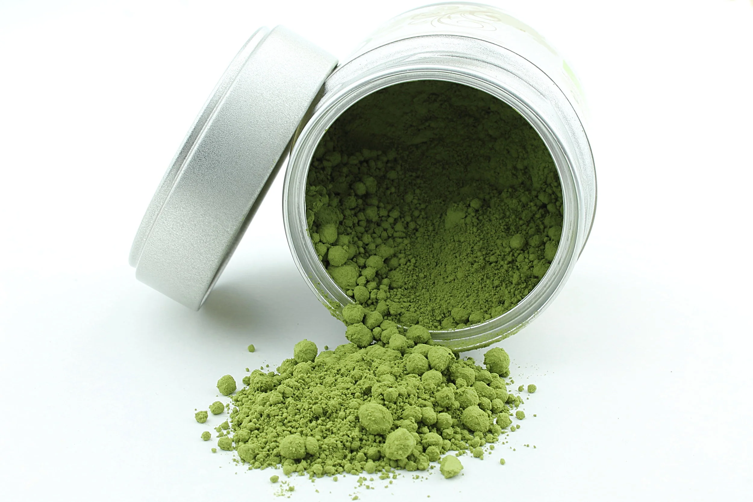 AdobeStock_55594431_matcha-tin.jpeg