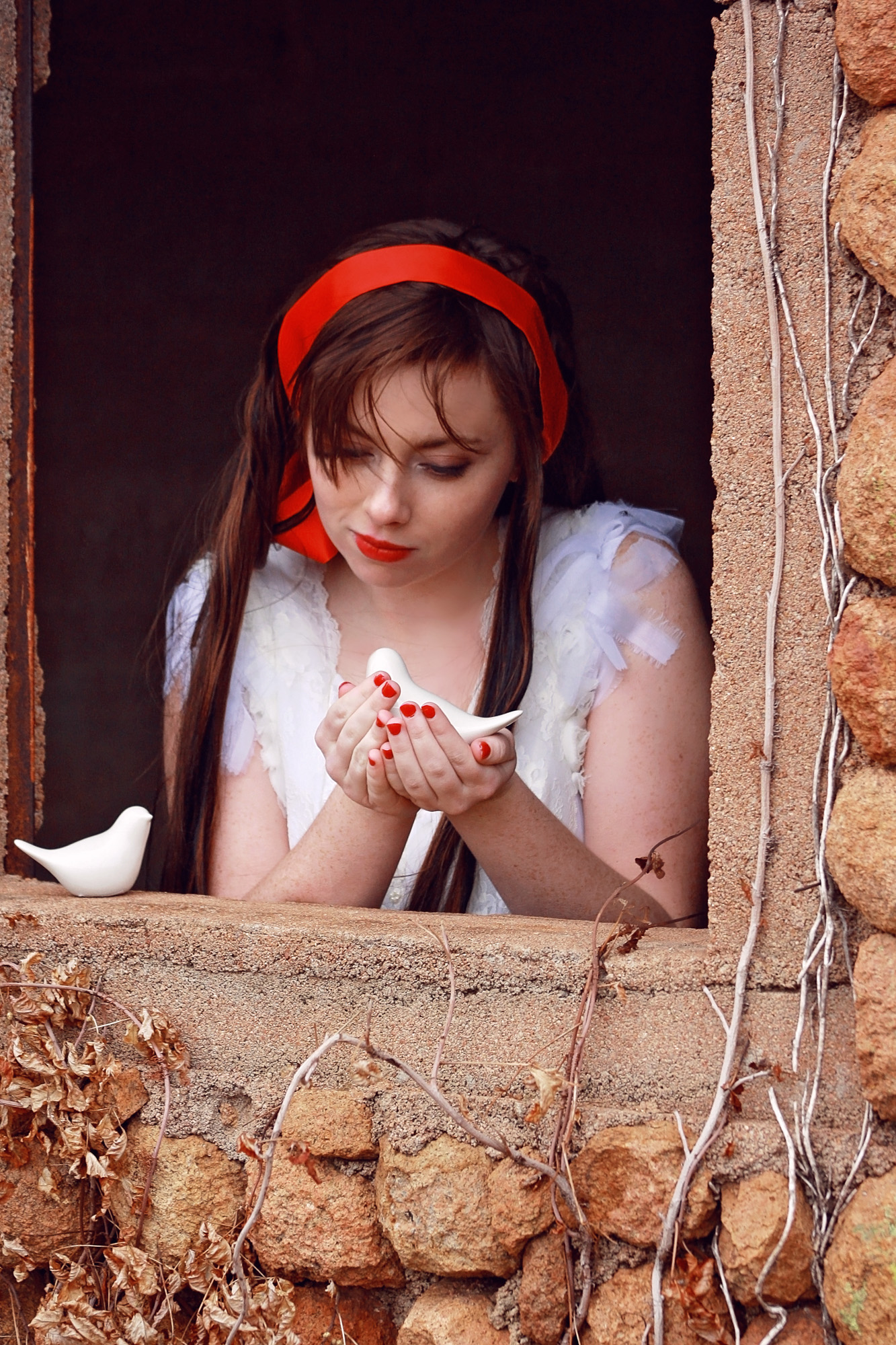 snow white themed shoot, talking to the birds.jpg