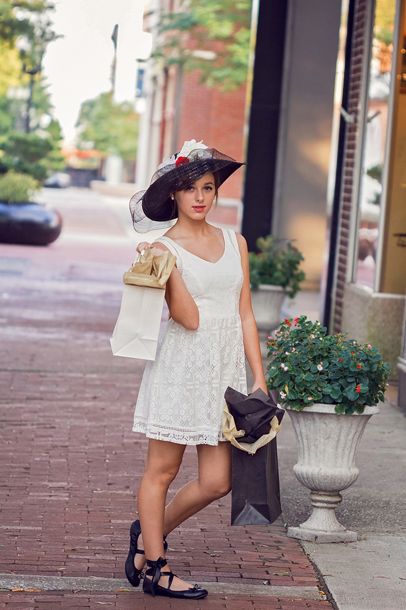 Audrey Hepburn styled session girl shopping.jpg