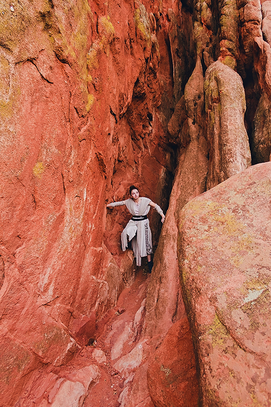 JSP Star Wars Styles Session Rey in the Rocks .jpg