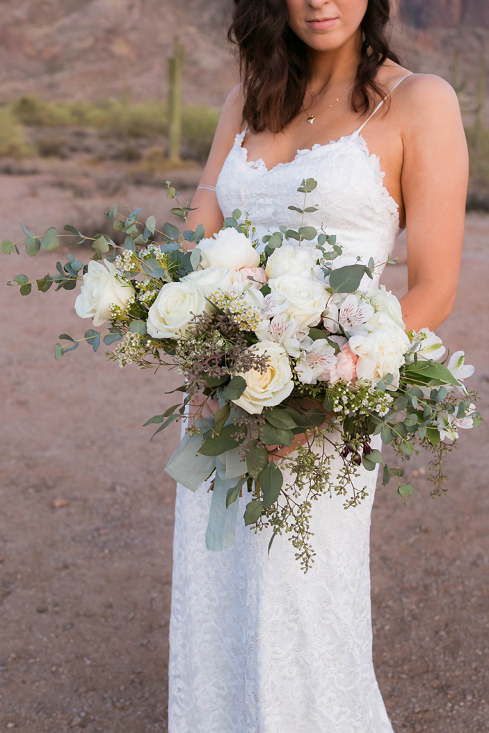 Bohemain Desert Bridal Bouquet.jpg