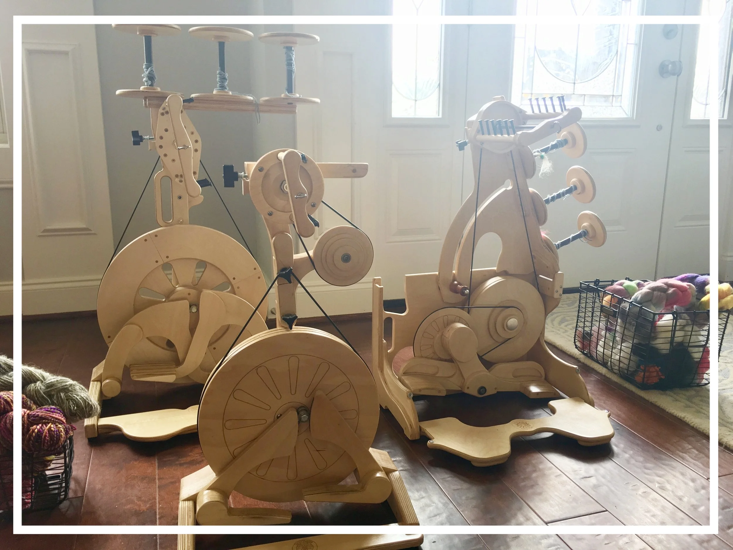 Spinolution spinning wheels, Demo videos, information and reviews