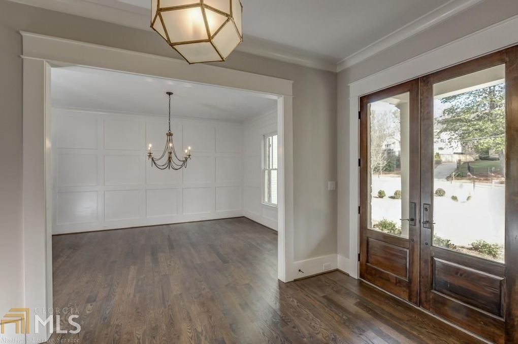 Dining Room.jpg