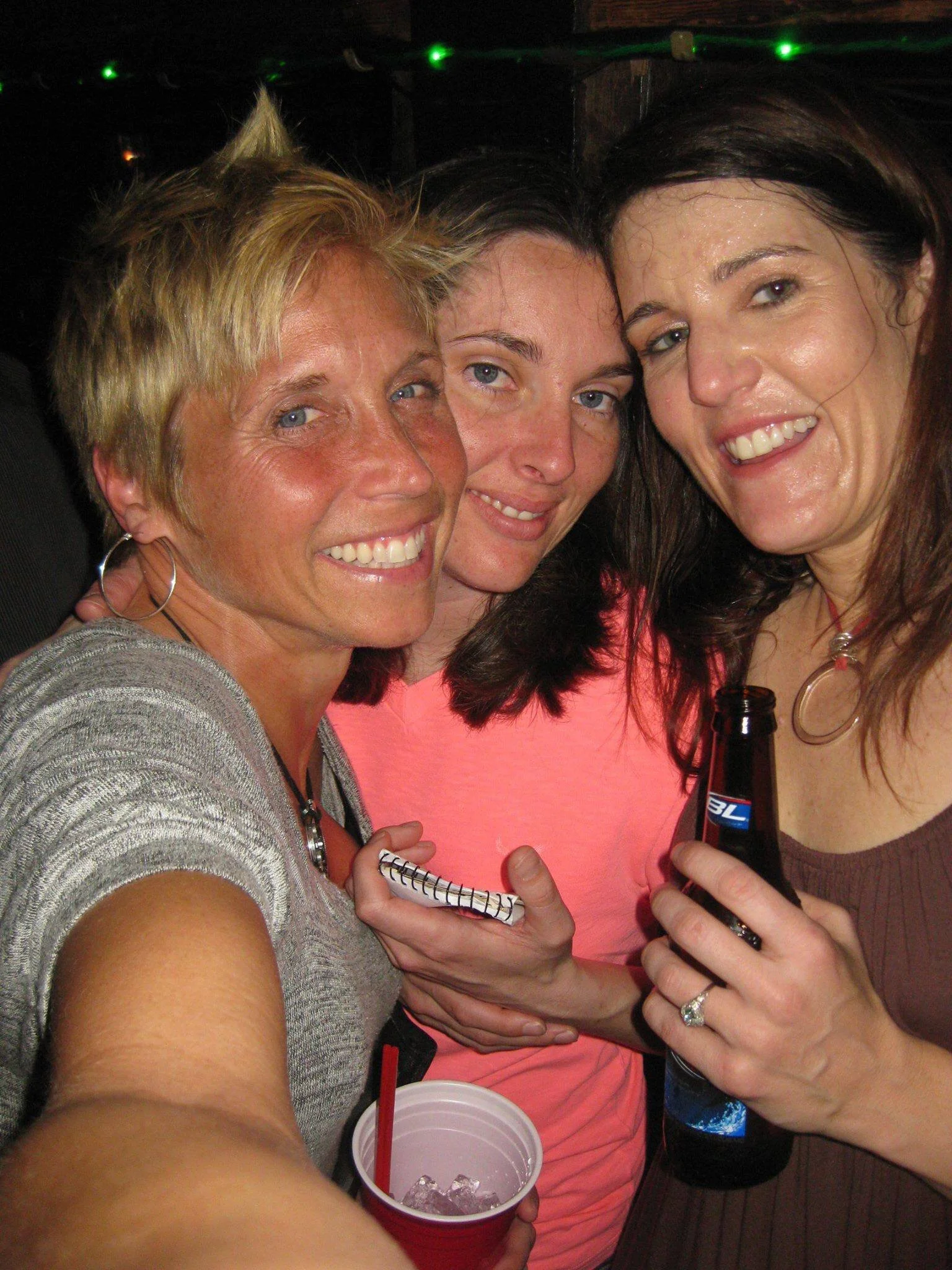 The EPIC 3-word pick-up line she used. It got me good 😍