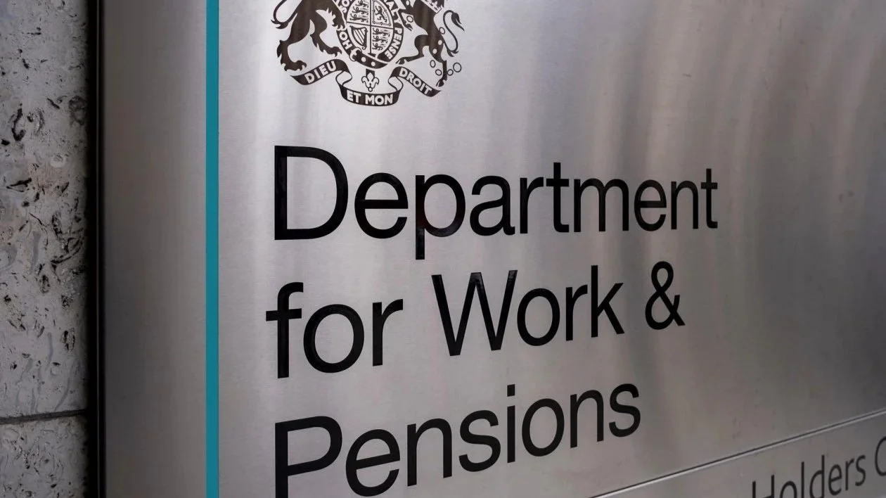 Sign_for_the_Department_of_Work_and_Pensions.jpg