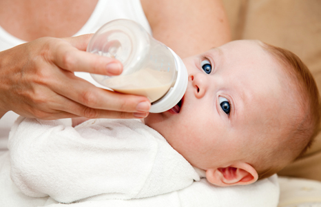 Is It Safe to Put Rice Cereal in a Baby's Bottle?