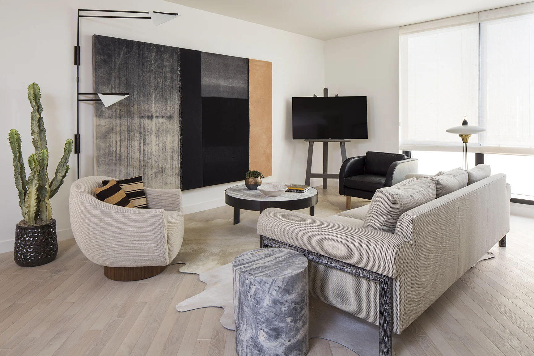 ColumbiaSquare_LivingRoomOverall_LR.jpg