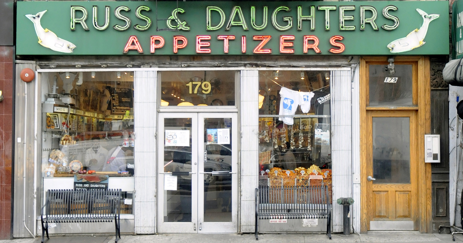 facade 179 E Houston St Russ & Daughters_storefront shop.jpg