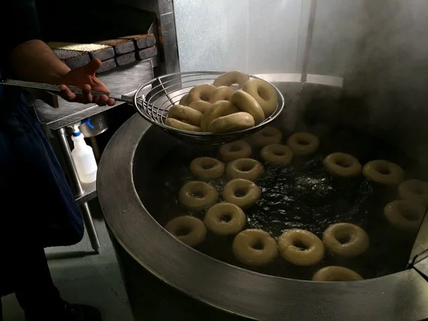 kettle-with-bagels-boiling-.jpg