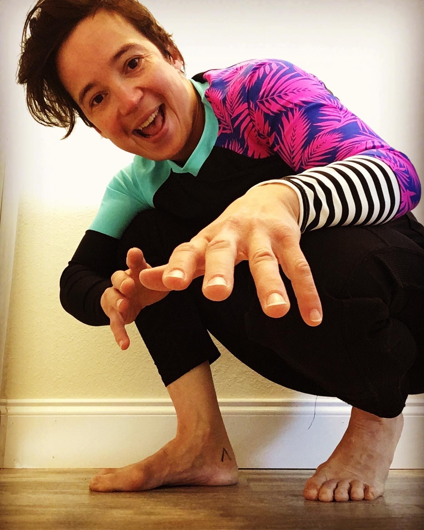 Wendy Kinal is coming in from Boulder, CO for this year's Boston Women's Workshop.  Wendy will be bringing an extensive movement background to share some unique play activities, mobility work, and 'Theatrix' for parkour participants! Come play, train