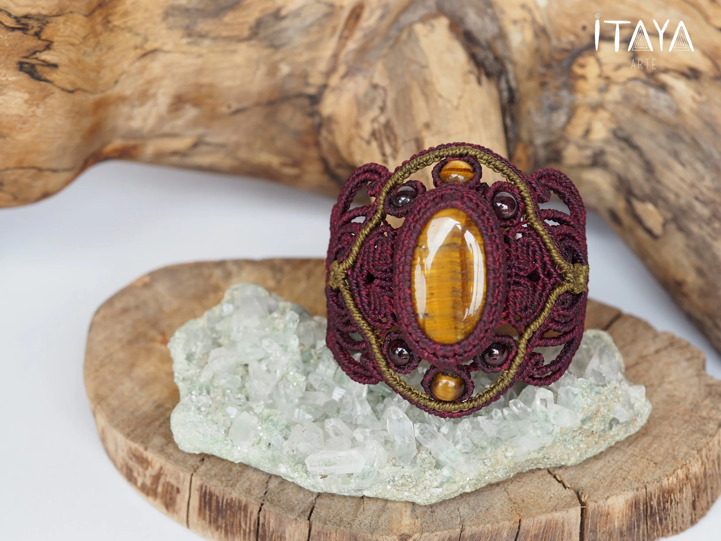 Tiger's Eye & Garnet · Macrame Bracelet