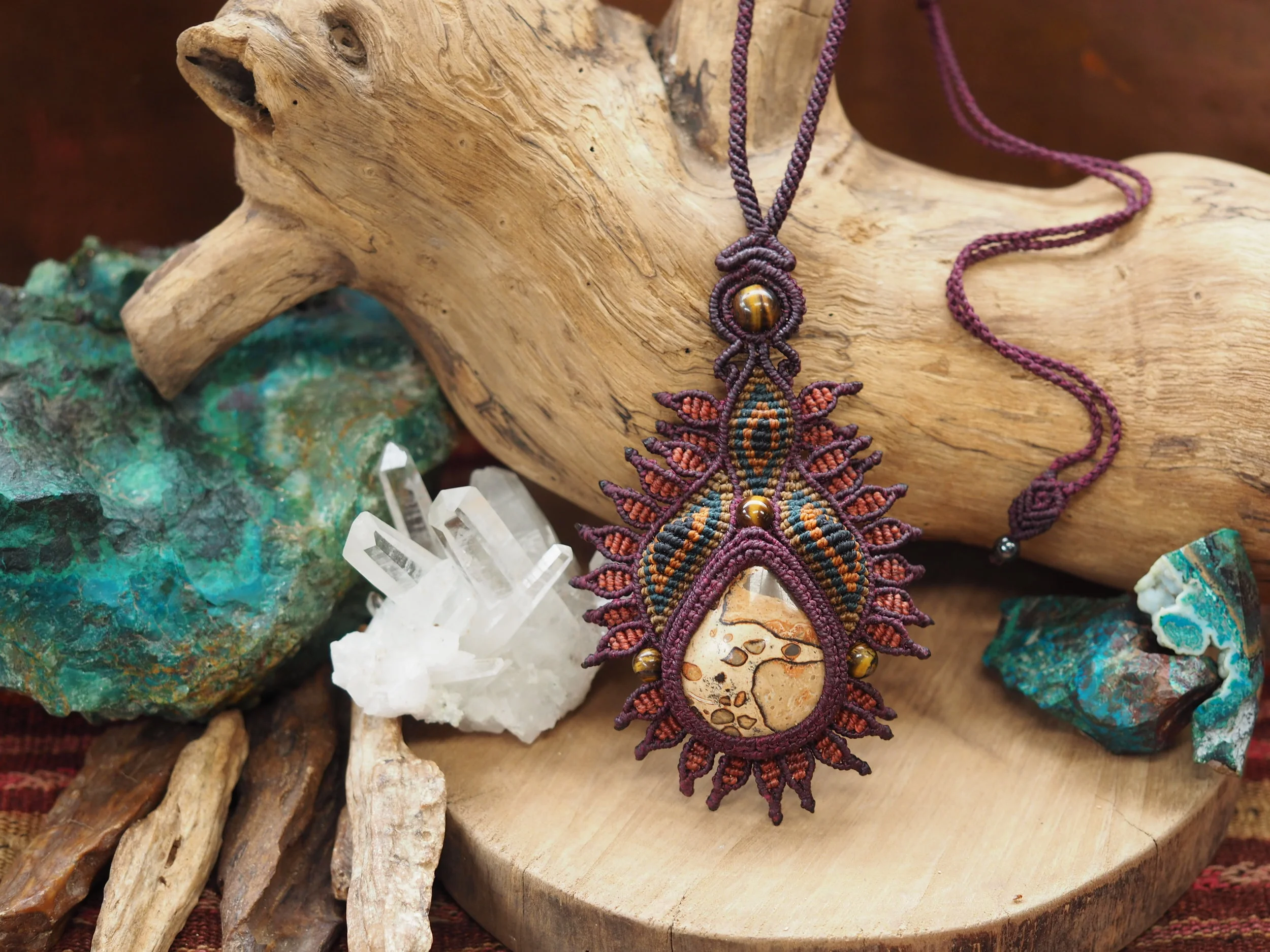 Leopardite SACHA SISA · Macrame Necklace