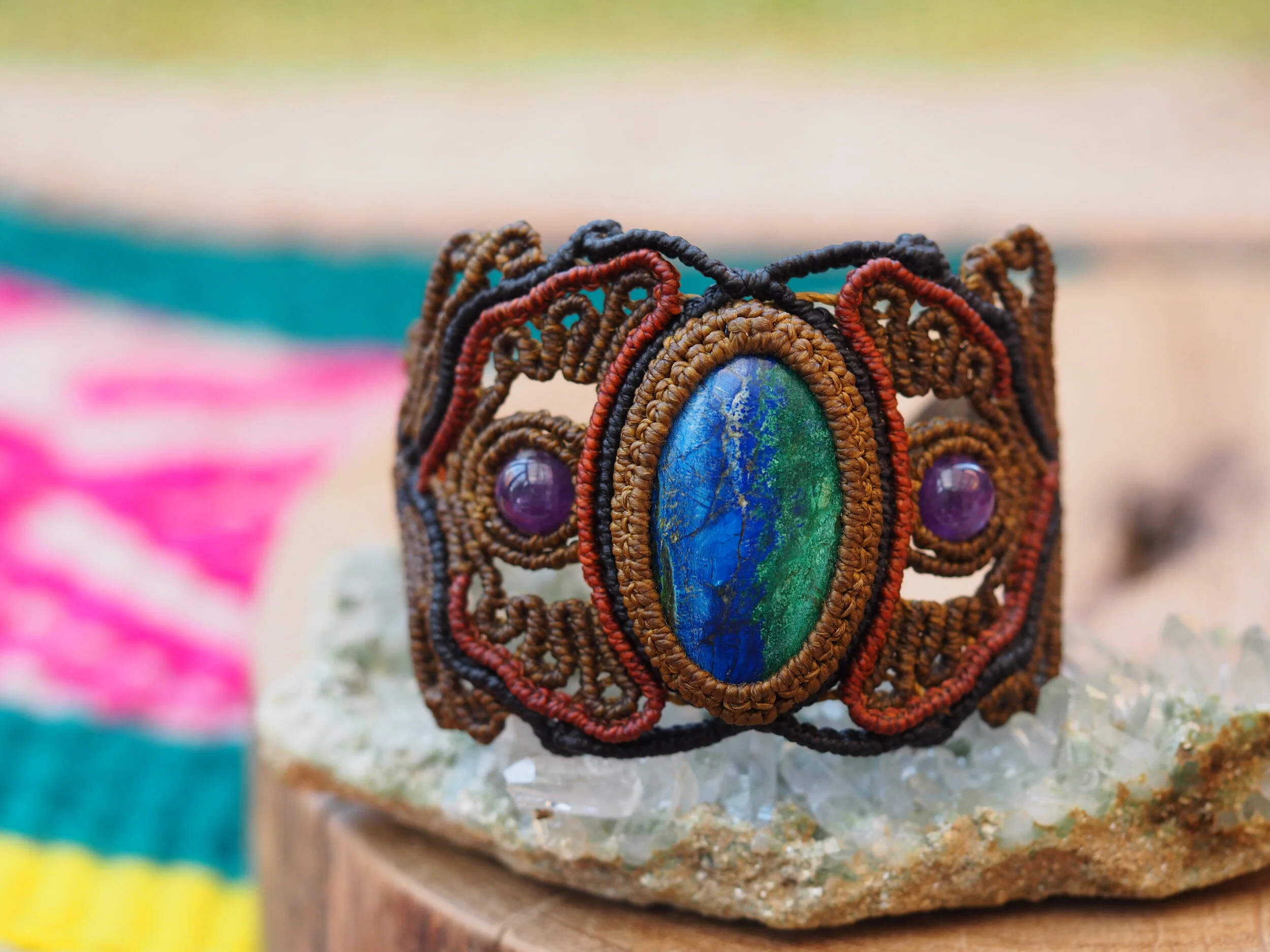 Azurite &amp; Amethyst · Macrame Bracelet
