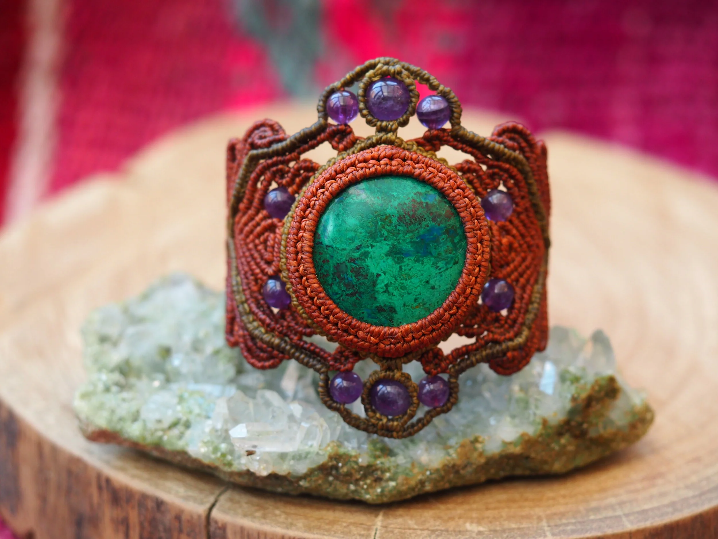 Chrysocolla &amp; Amethyst · Macrame Bracelet