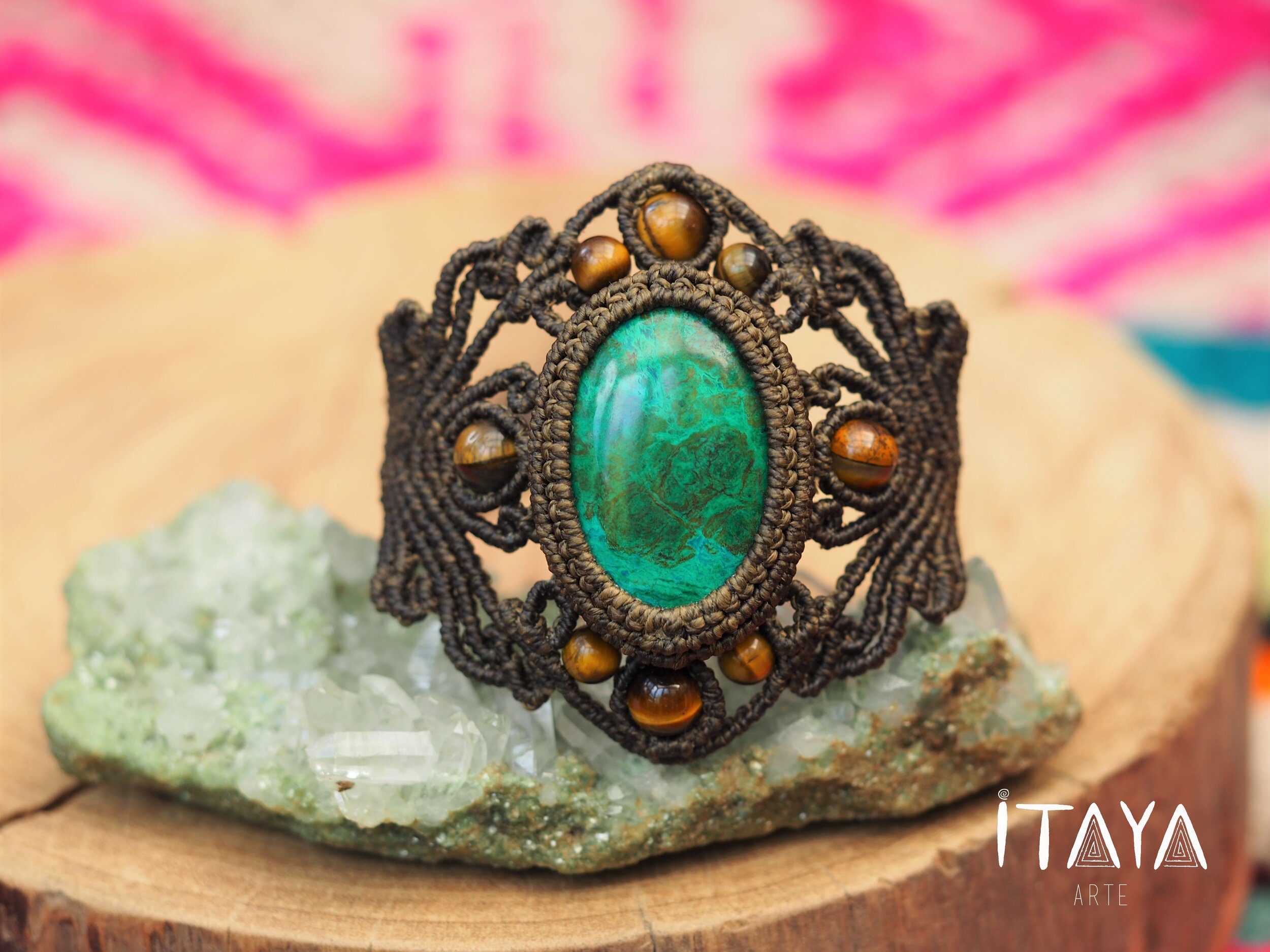 Chrysocolla & Tiger's Eye · Macrame Bracelet