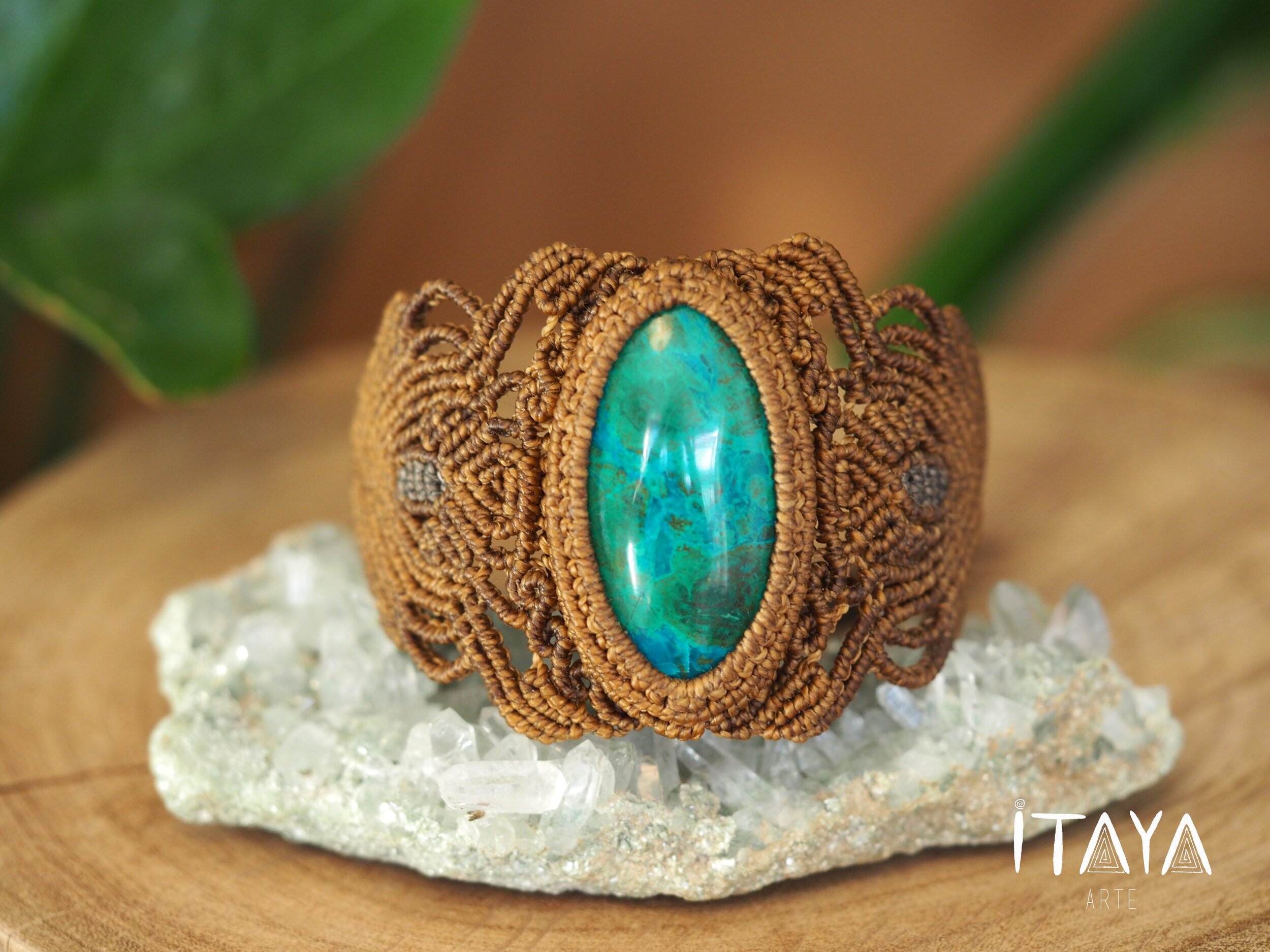 Chrysocolla · Macrame Bracelet