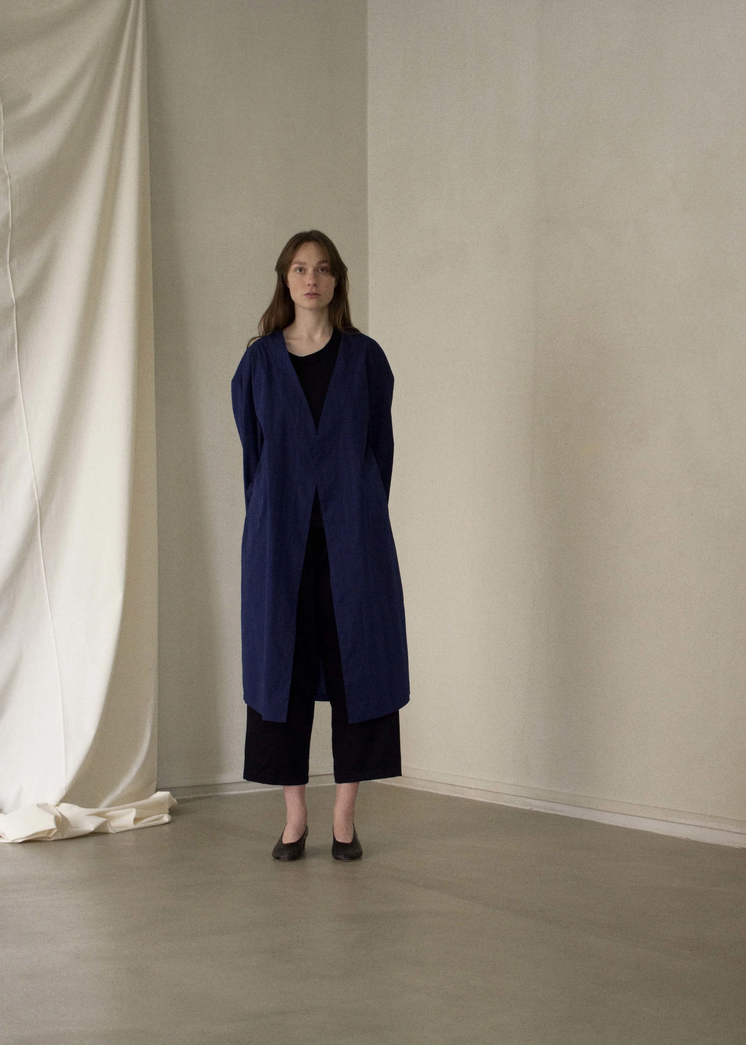 julien_robe_blue_pia_2.jpg