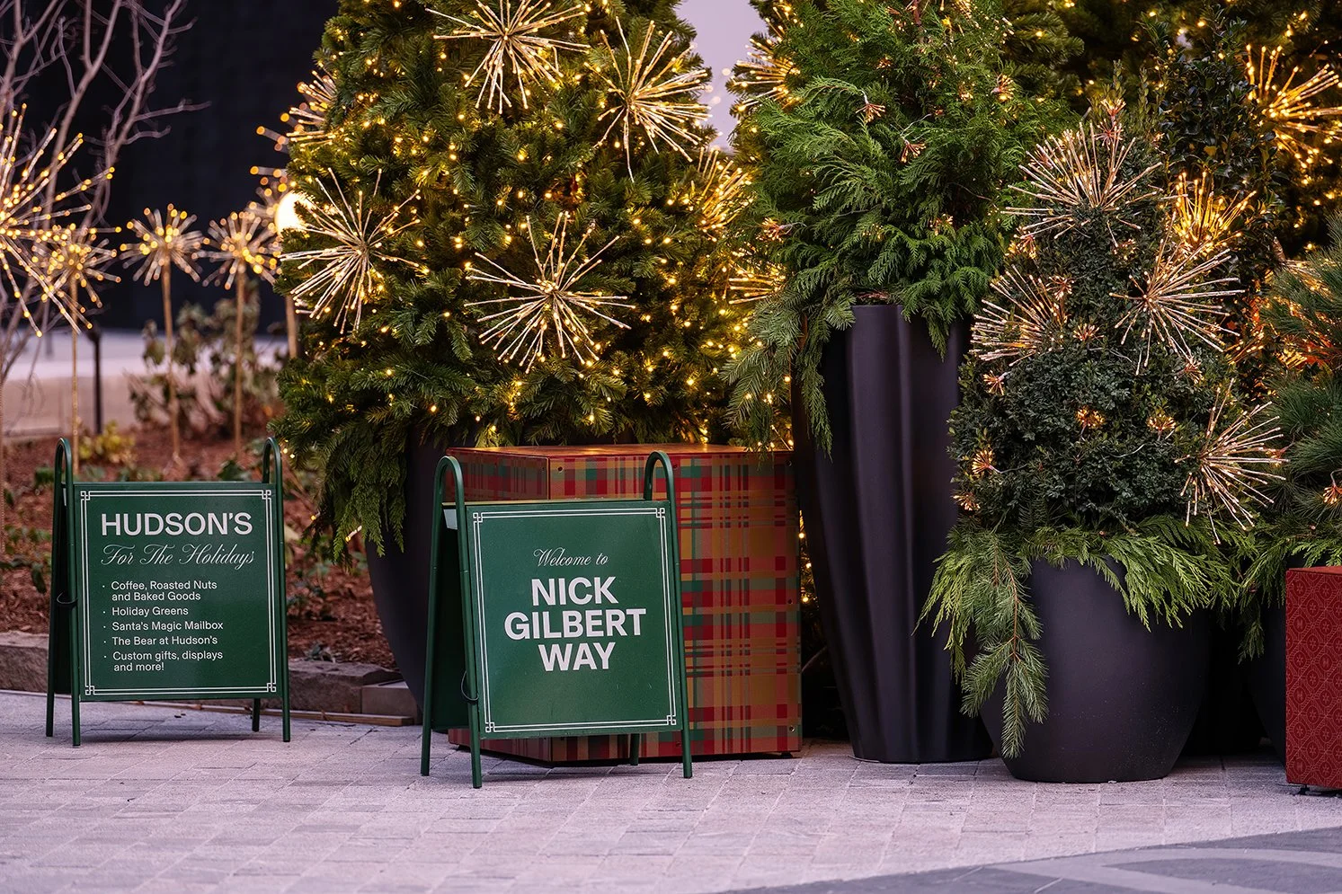   Festive winter atmosphere at Nick Gilbert Way near Hudson’s Detroit, designed by SHoP Architects for Bedrock.  
