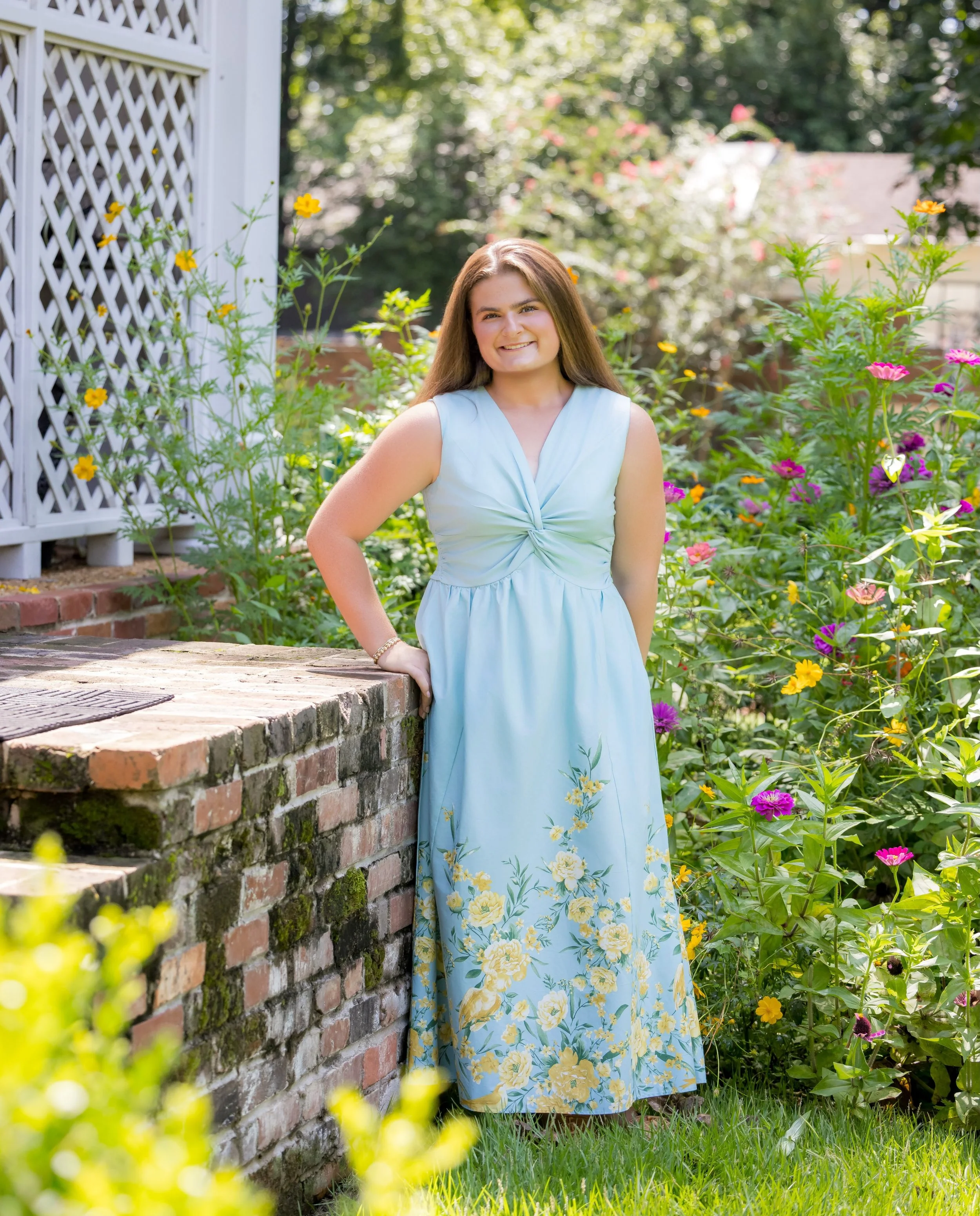 I&rsquo;ve known Norah since childhood, and now she&rsquo;s a Randolph senior! Capturing her sweet spirit at her grandparents&rsquo; house was the best way to kick off her senior year. (And yes, she&rsquo;s just as strong in the pool as she is gracef