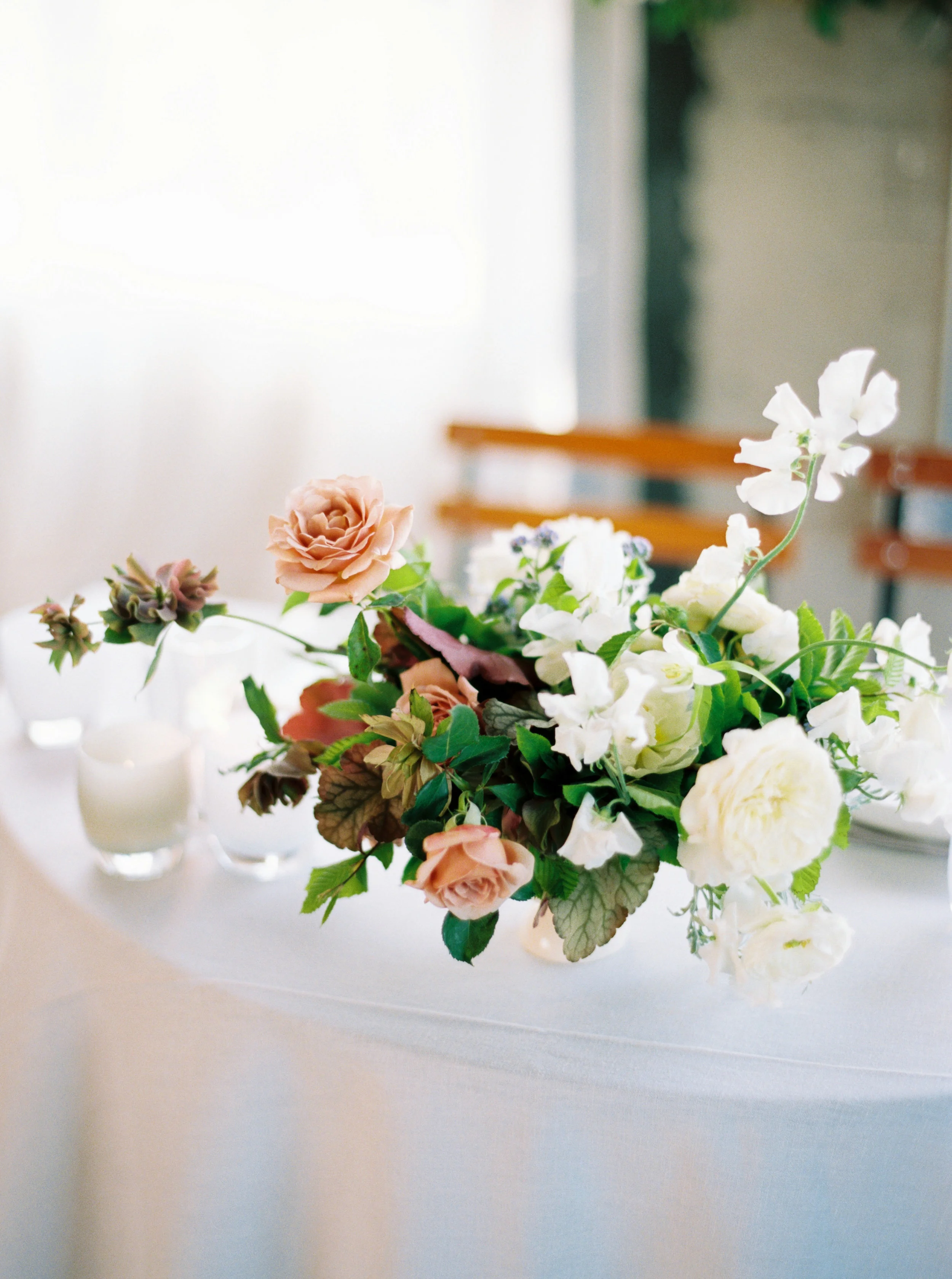 How I Planned My Wedding: Floral Design Natalie Choi Events. Lambert Floral Studio. Meiwen Wang.