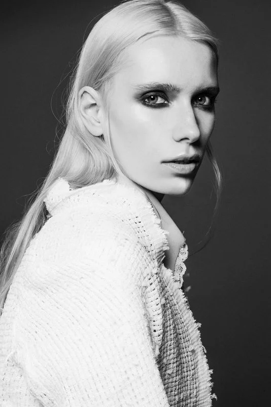 12074459.jpg