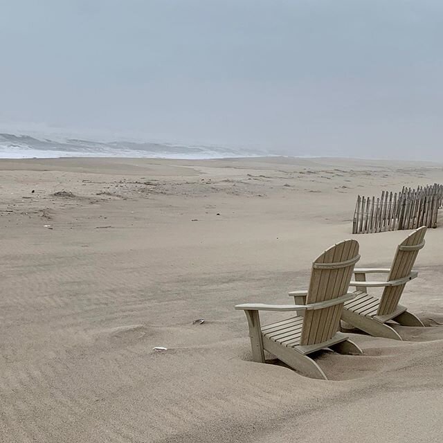 The mist seems fitting on this particular first day of May... 💙 #blueskiesahead #beach #coast #coastalliving #longisland #hamptons #westhampton #newyork #may #spring #naturelovers #nature #ocean #oceanview #greatoutdoors #watercolors #walking