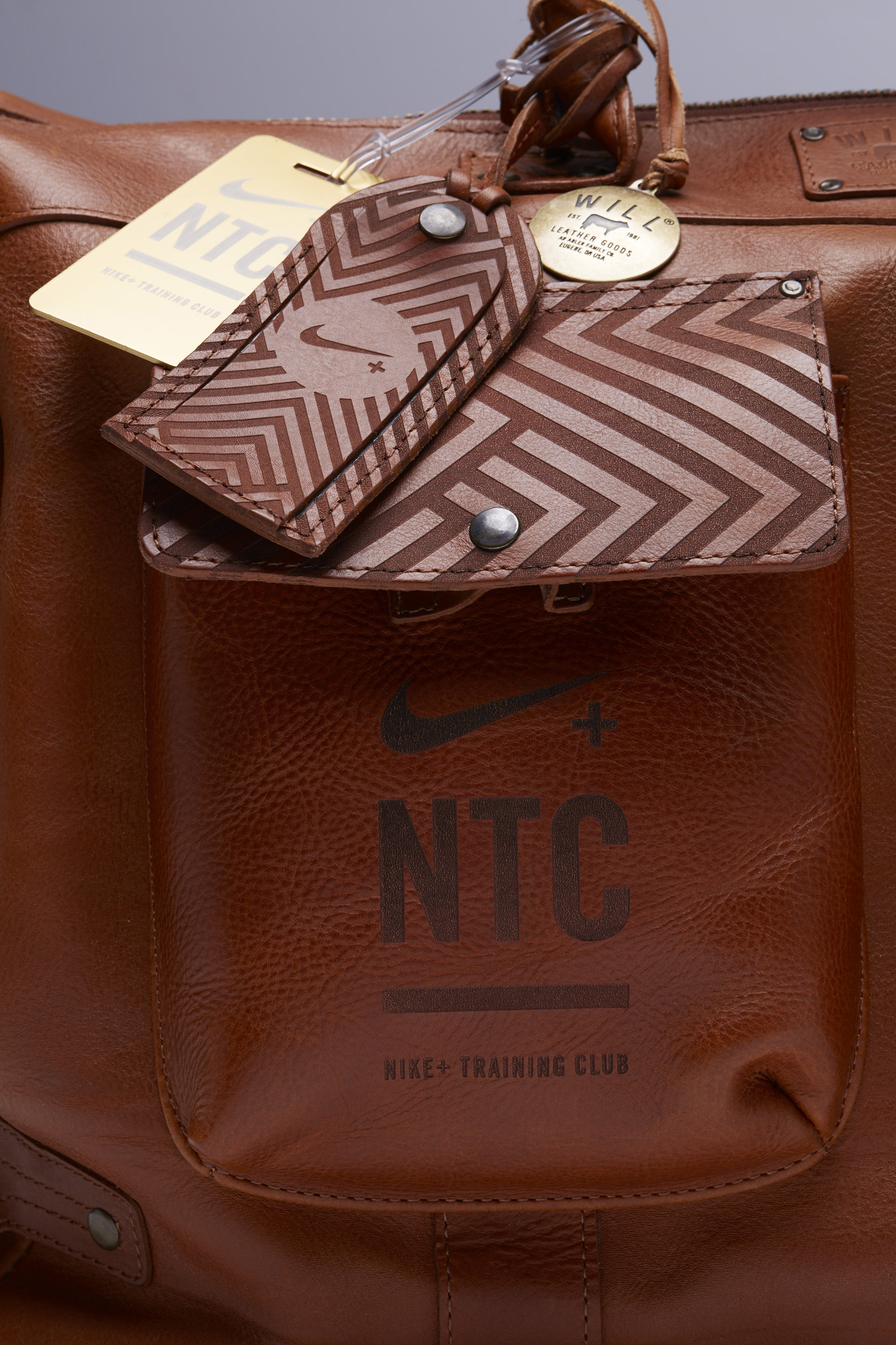 House_Of_Metcon_Athlete_Bag_Detail_2.jpg