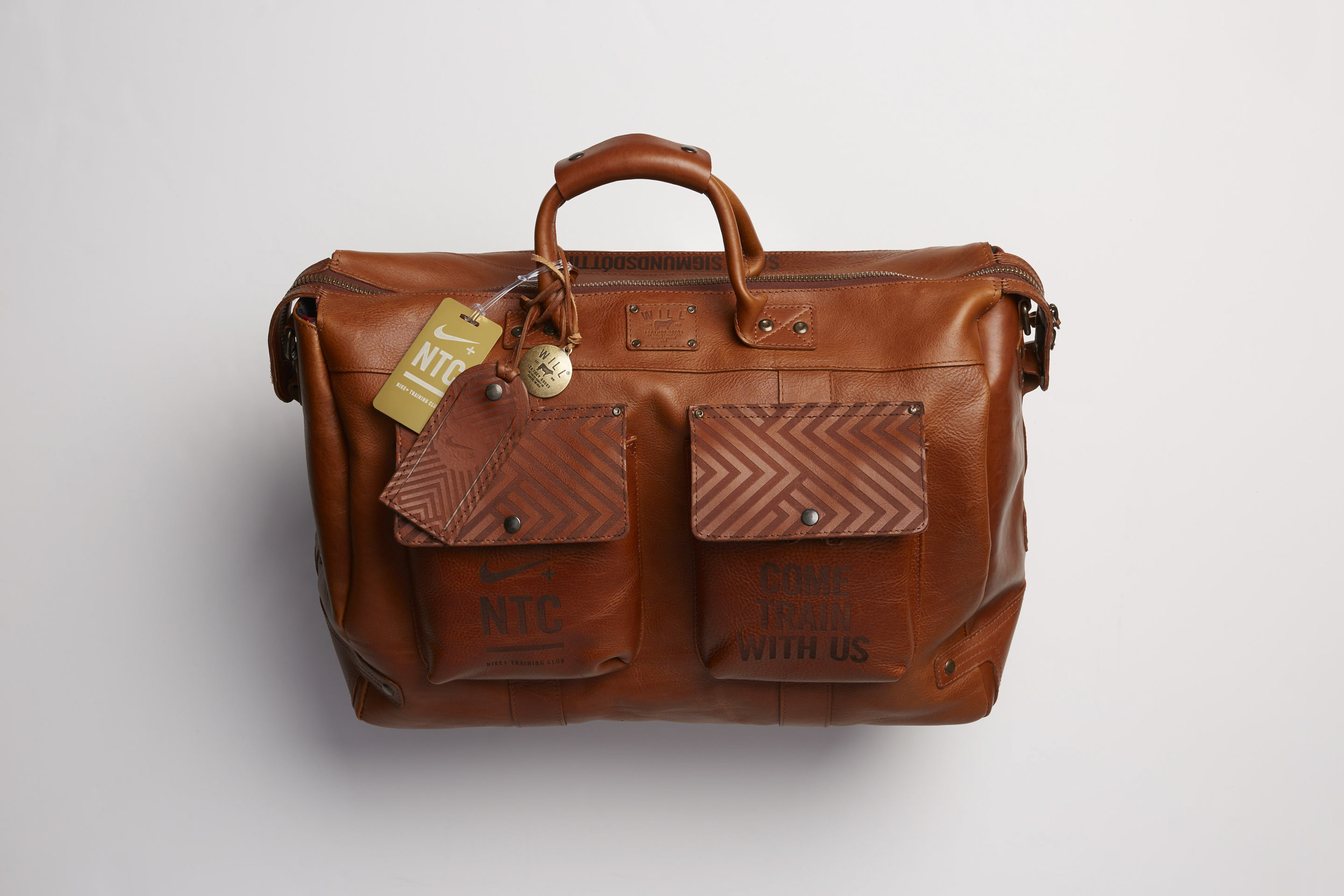 House_Of_Metcon_Athlete_Bag_TD_V2.jpg