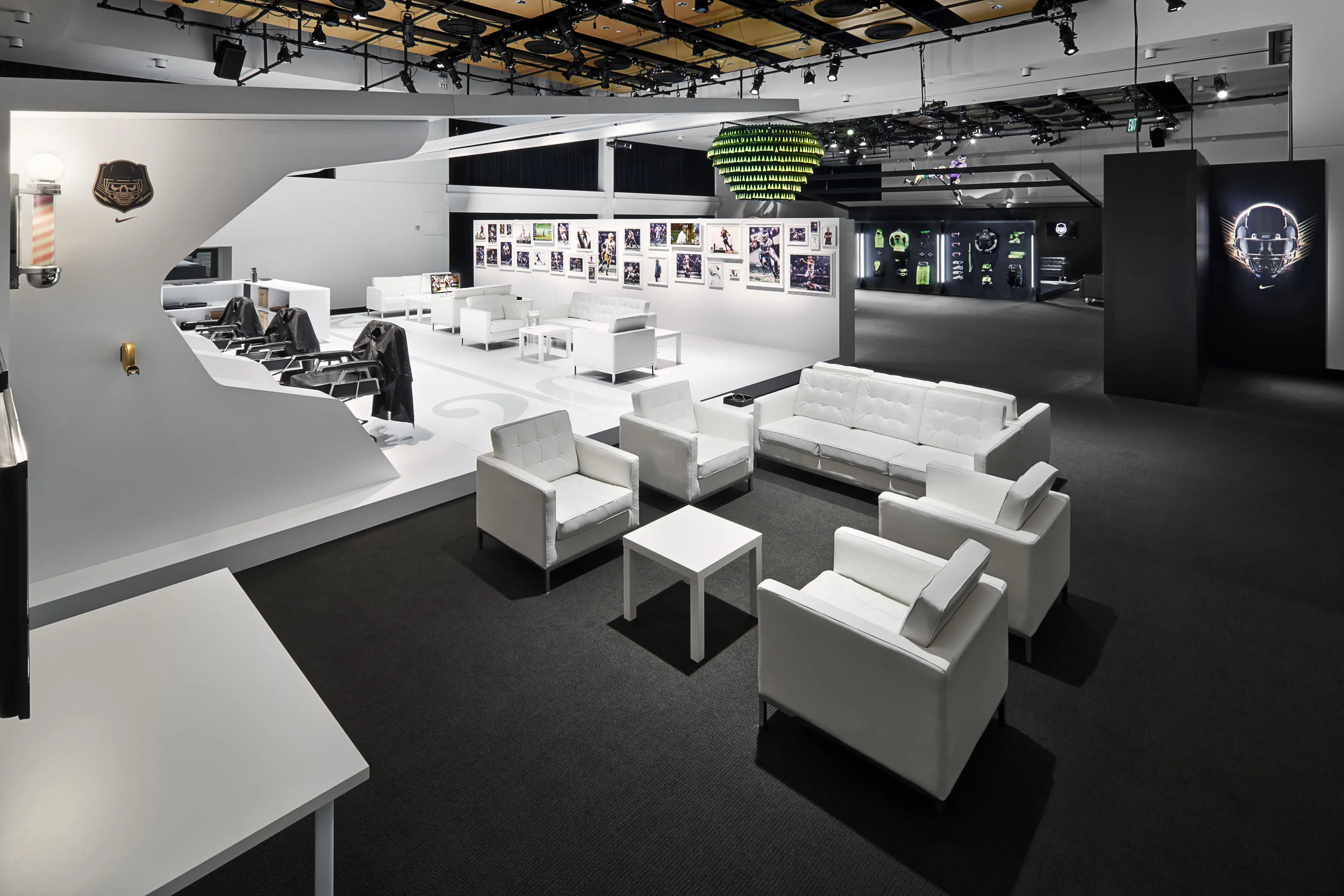 Lounge_2460.jpg