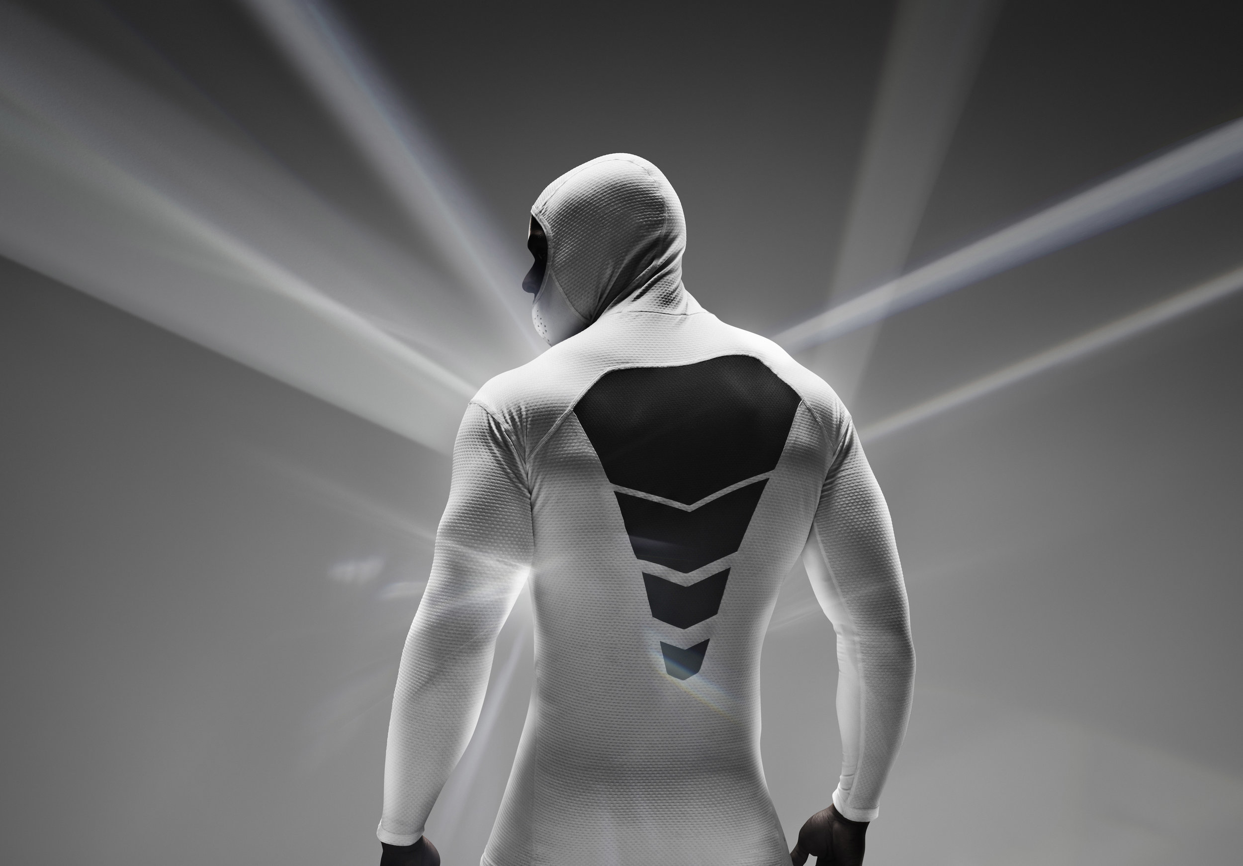 SP14_AT_SB_HW_Shield_Hood_HERO_002_sm.jpg