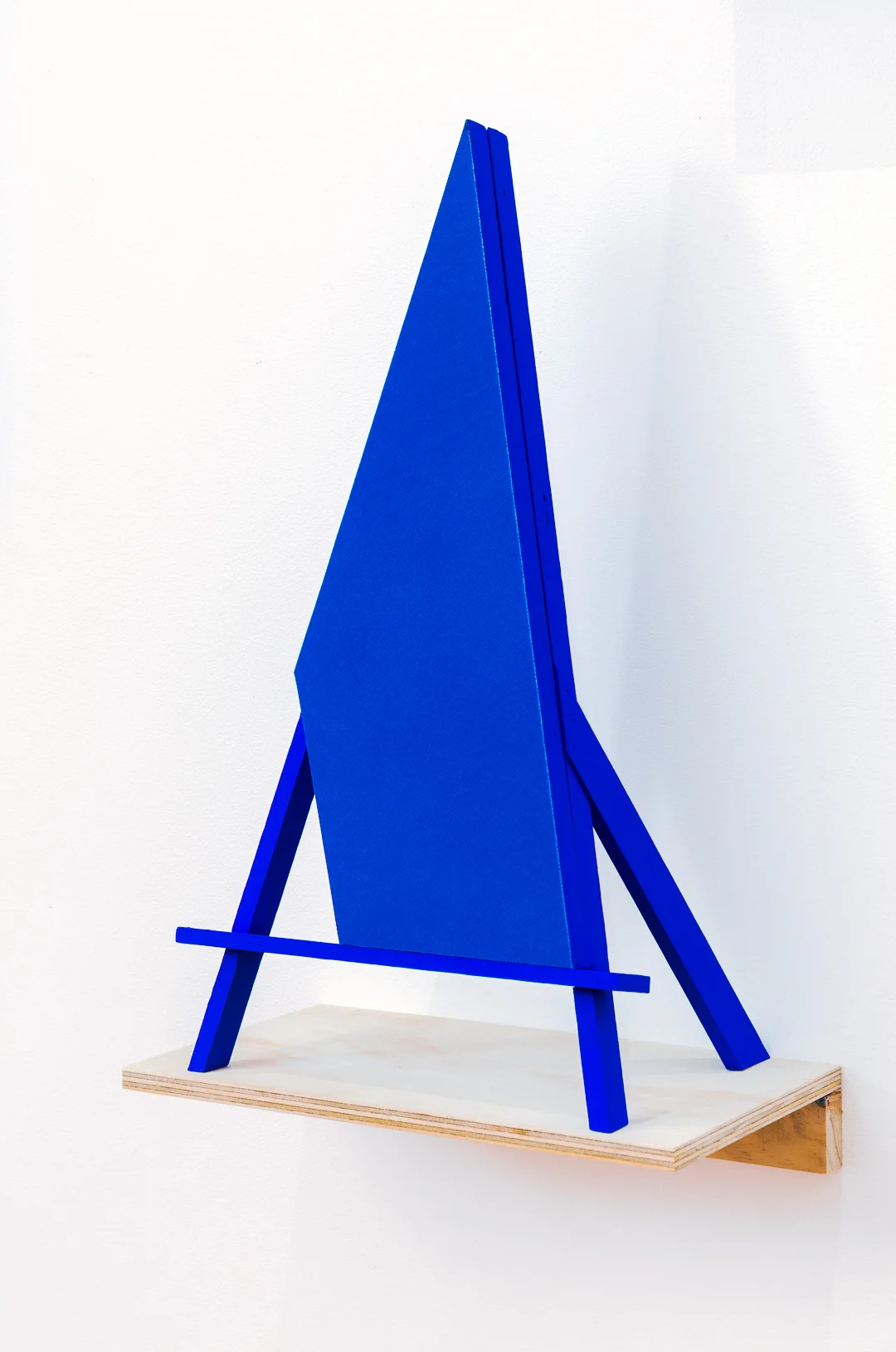 After Easel Painting 9, 2011 , 2017. 49 x 19 x 14 cm. Chroma key fabric and paint, timber.
