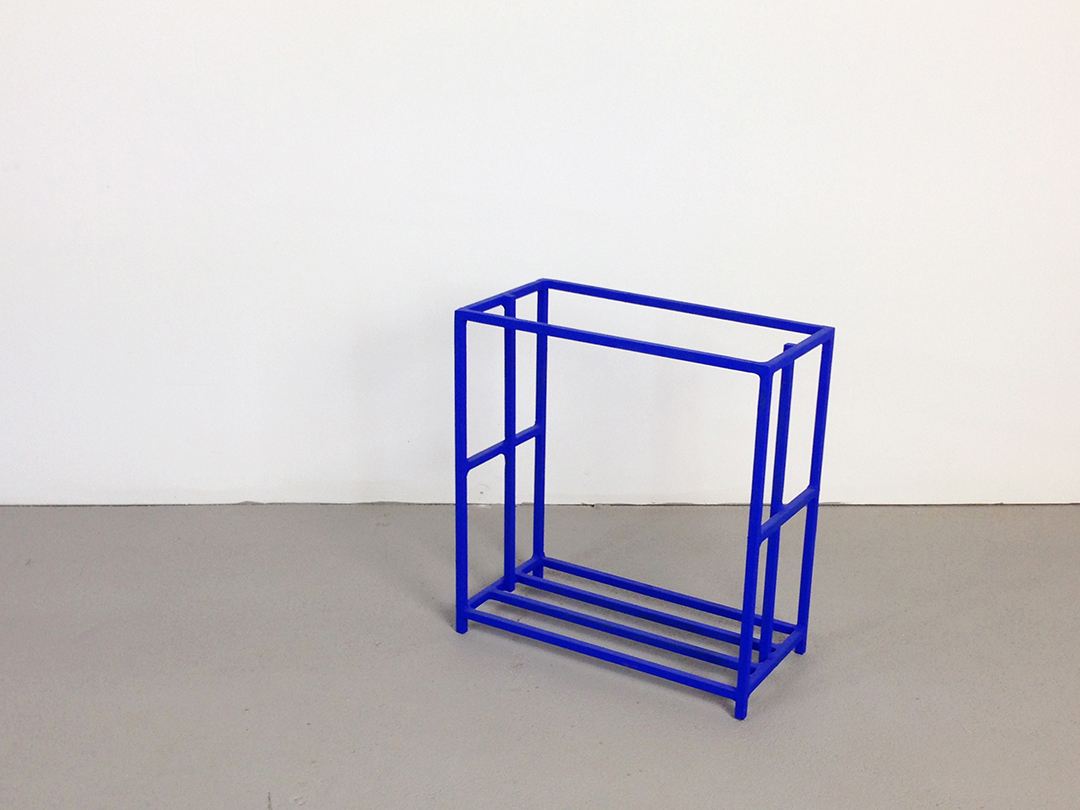 Blue Rack, 2017. 36 x 36 x 17cm. Chroma-key paint, cor-ten steel.