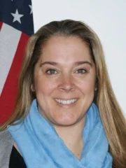 laurie-santulli.jpg