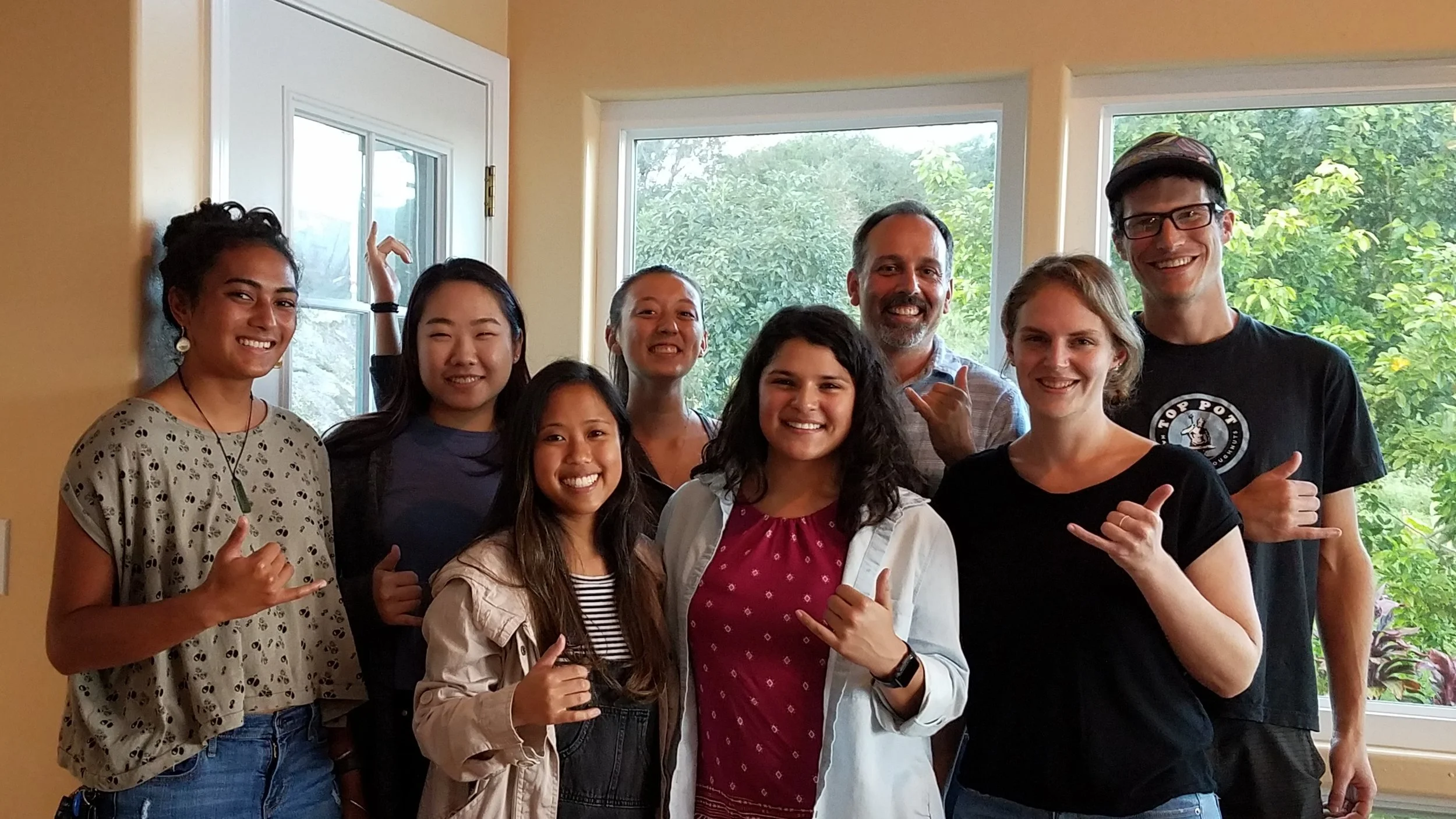 Members of the Knope Lab 2018 (From L to R): Kamamaluwaiwai (Wai) Wichimai, Lavin Uehara, Melia Takakusagi, Maya Munstermann, Heaven Tharp, Matt Knope, Erin Datlof, and Jeff Stallman