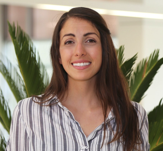 Rebecca Webster is a master’s student in the Tropical Conservation Biology and Environmental Sciences program and is studying the possible effects of climate change on intertidal communities in Hawaii.