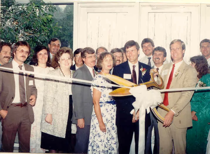 ribboncutting.jpg