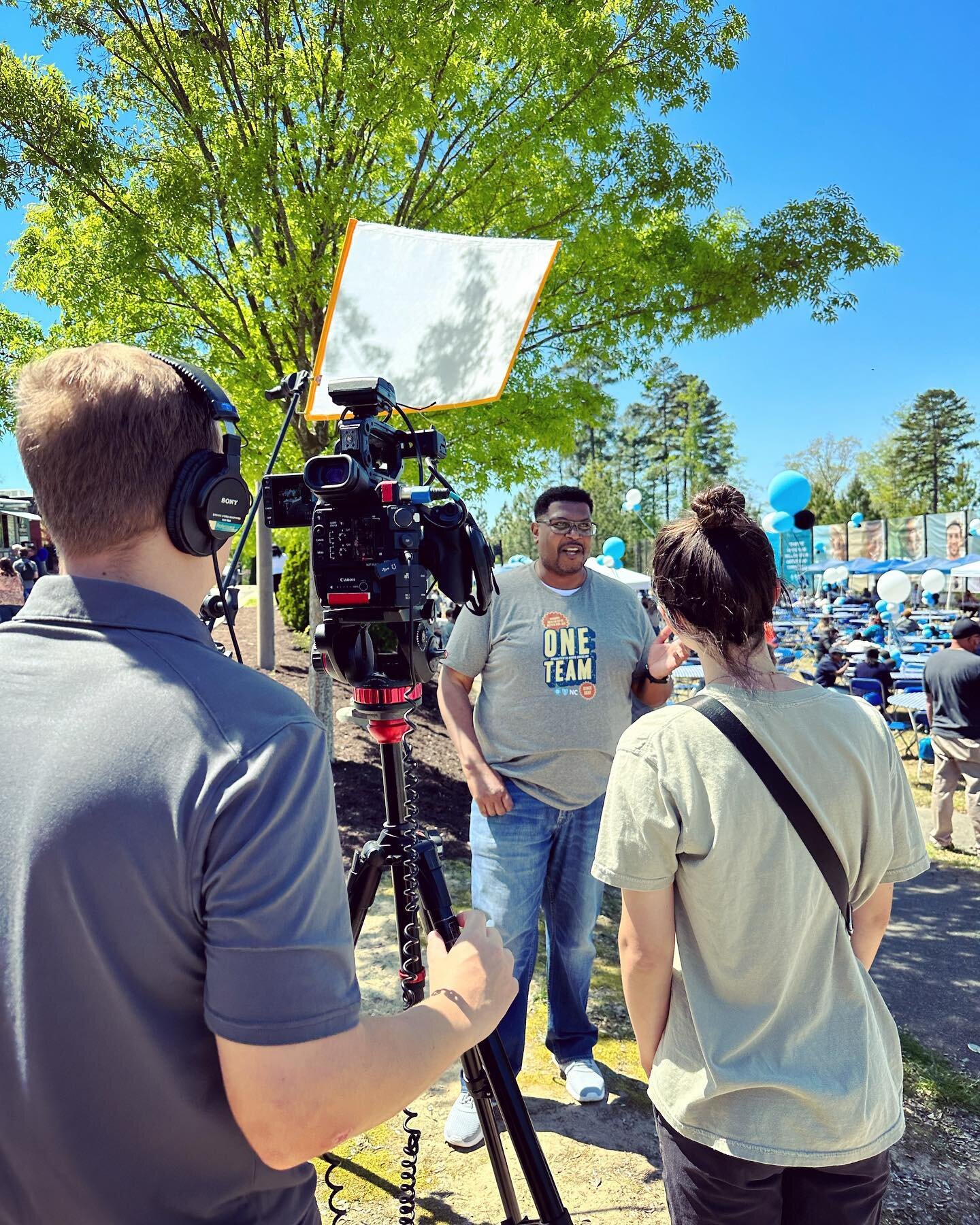 Filming event interviews at the BCBSNC Spring Fling 🎥

#canonusa #canonc200 #videobts #videointerview #videosetup #interviewsetup #setlife #eventvideography #videographer #videography #raleighvideographer #durham #durhamnc