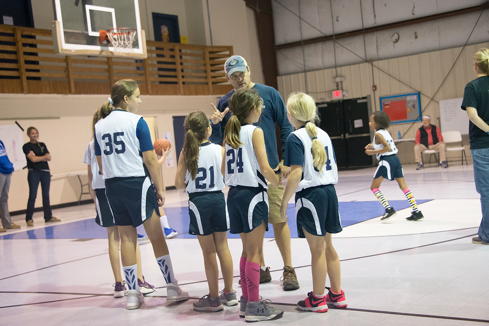 Bball_12_3_18048.jpg