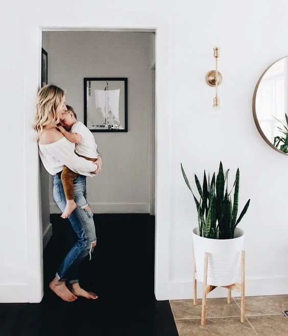 Toddler Tactics & Positive Behaviour Builders Workshop J U L Y 