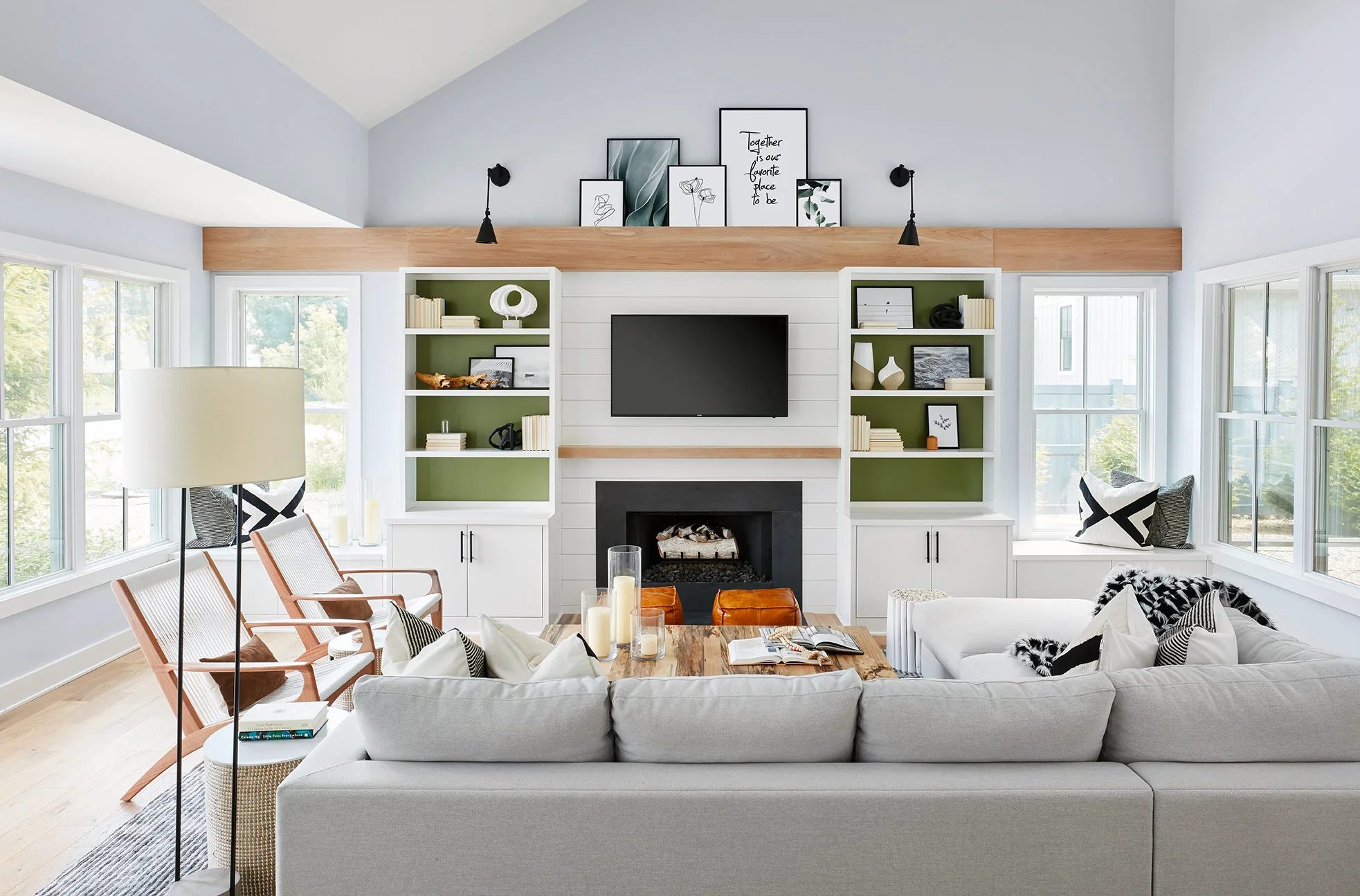 Living Room 2.jpg