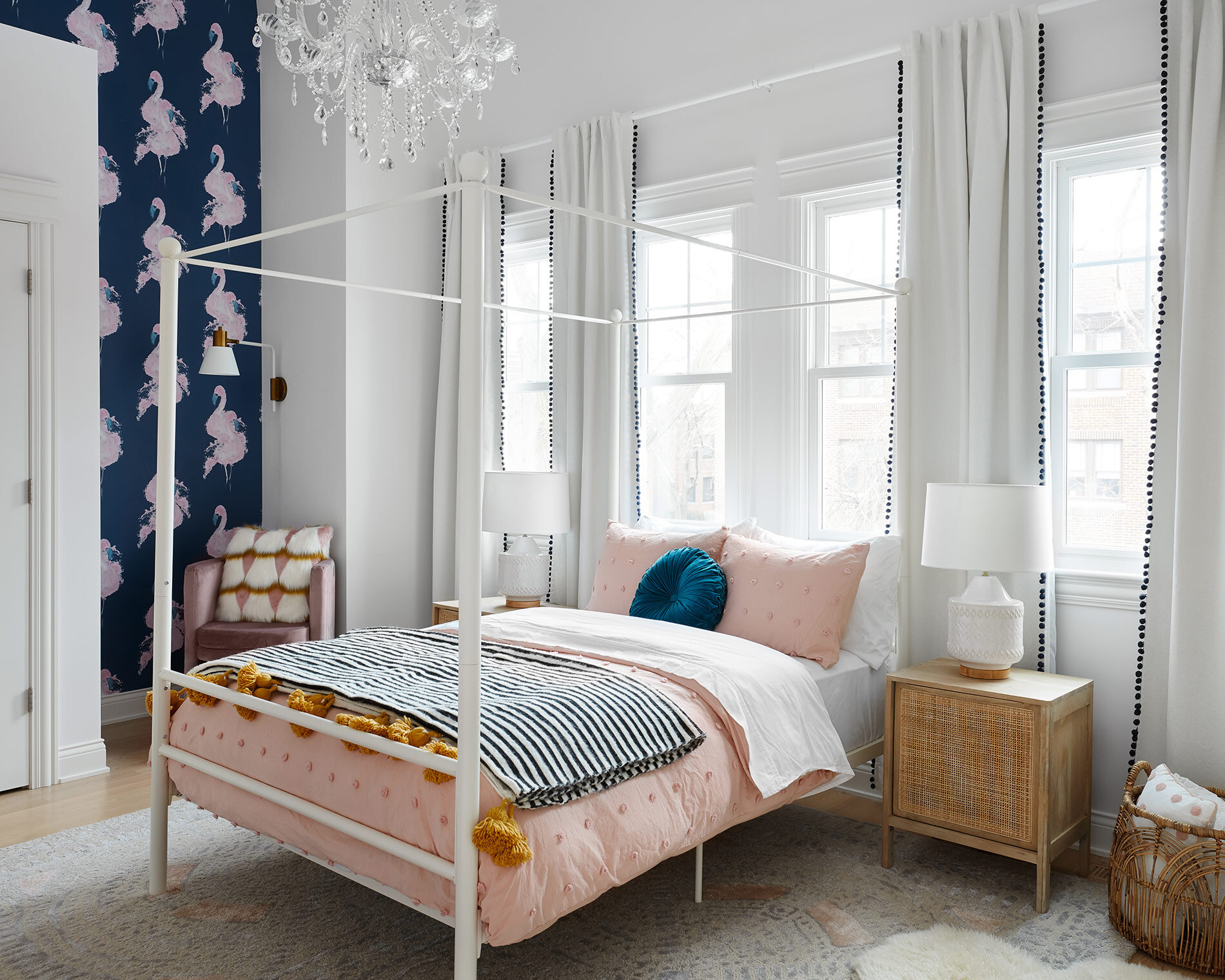 DGI  DEVON GRACE INTERIORS — How to Make the Perfect Low-Key Bed