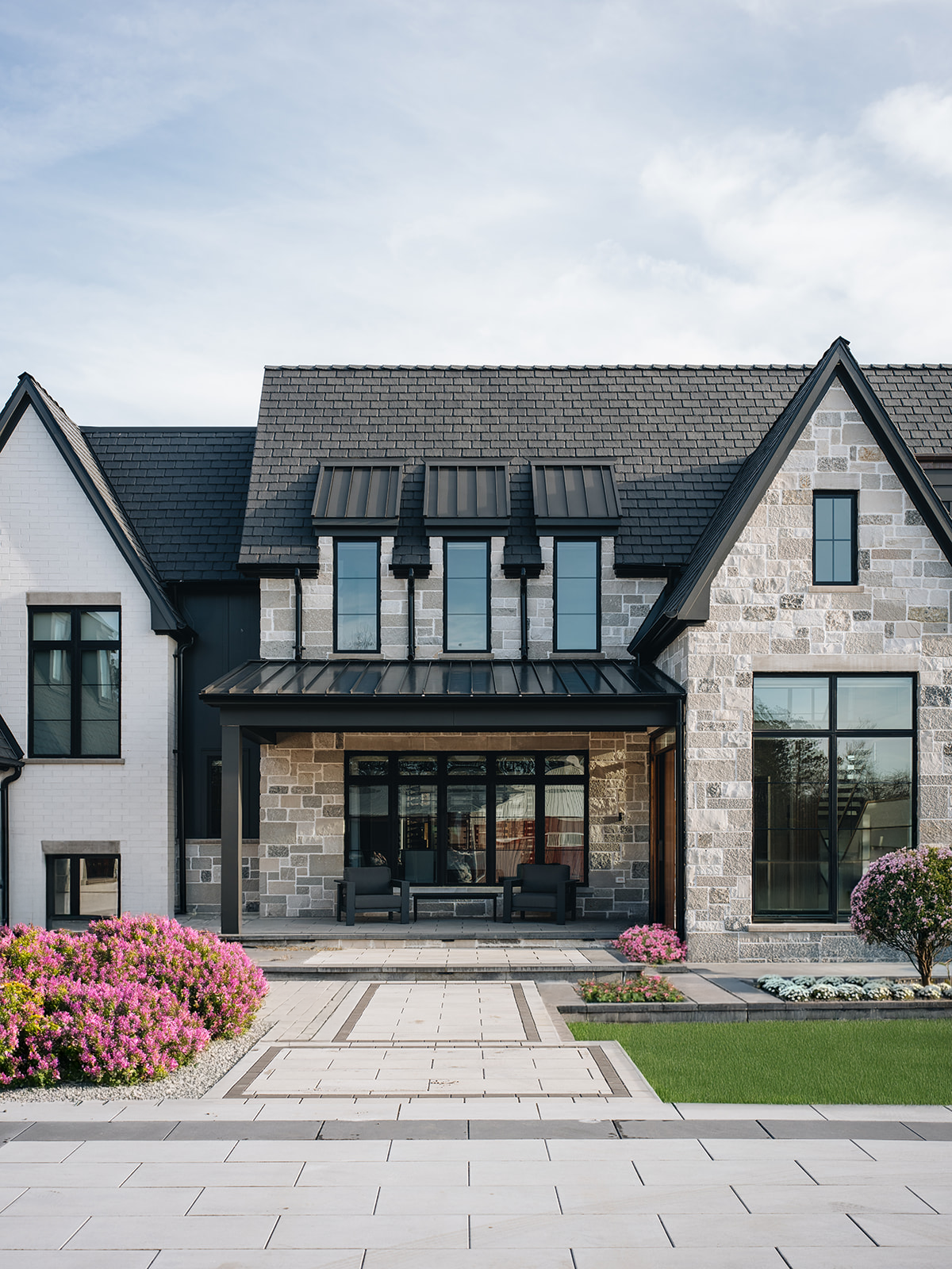 Glen Heights Grandeur | DGI Design x Build