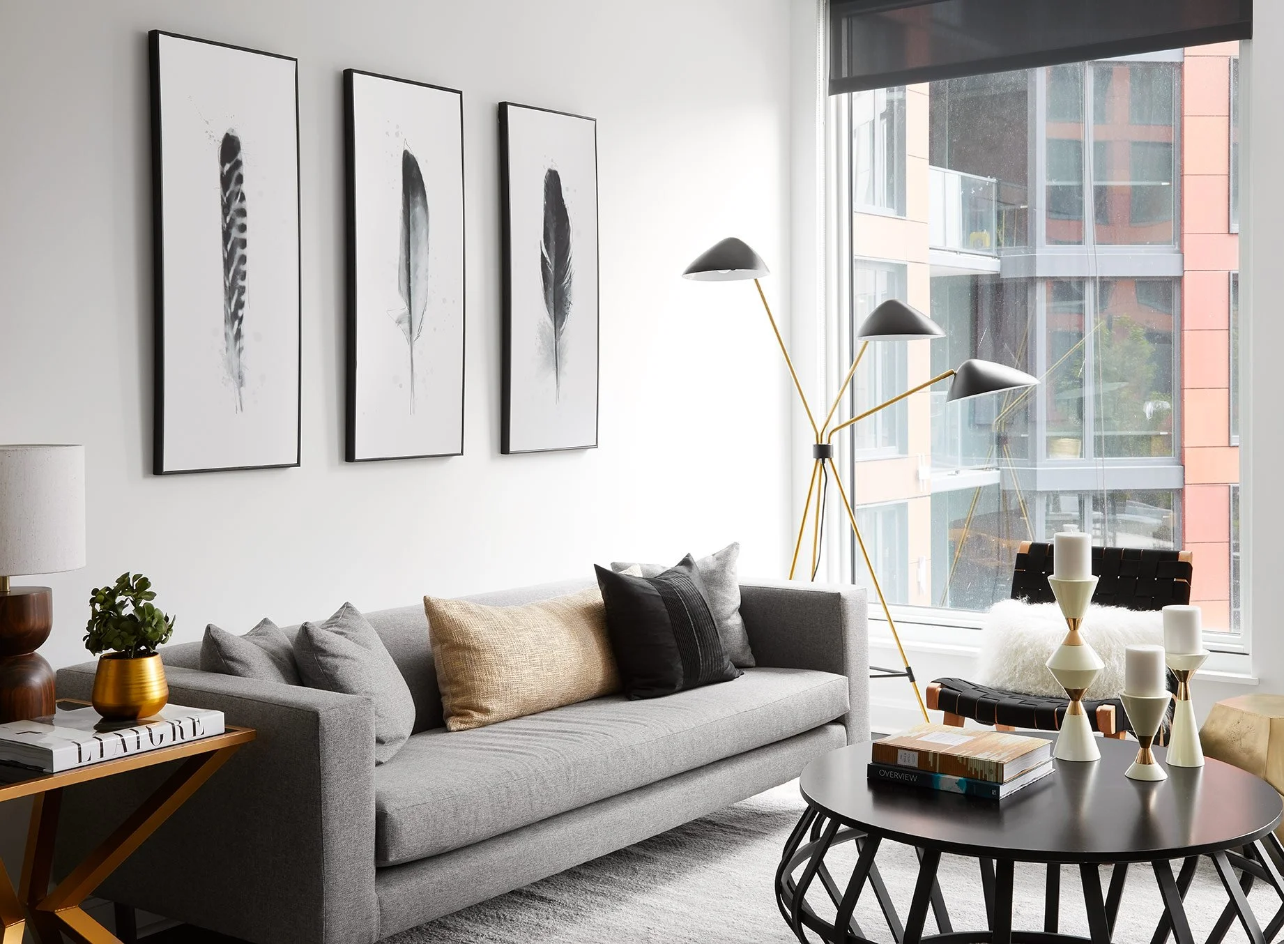 ELEVATE LINCOLN PARK MODEL UNITS