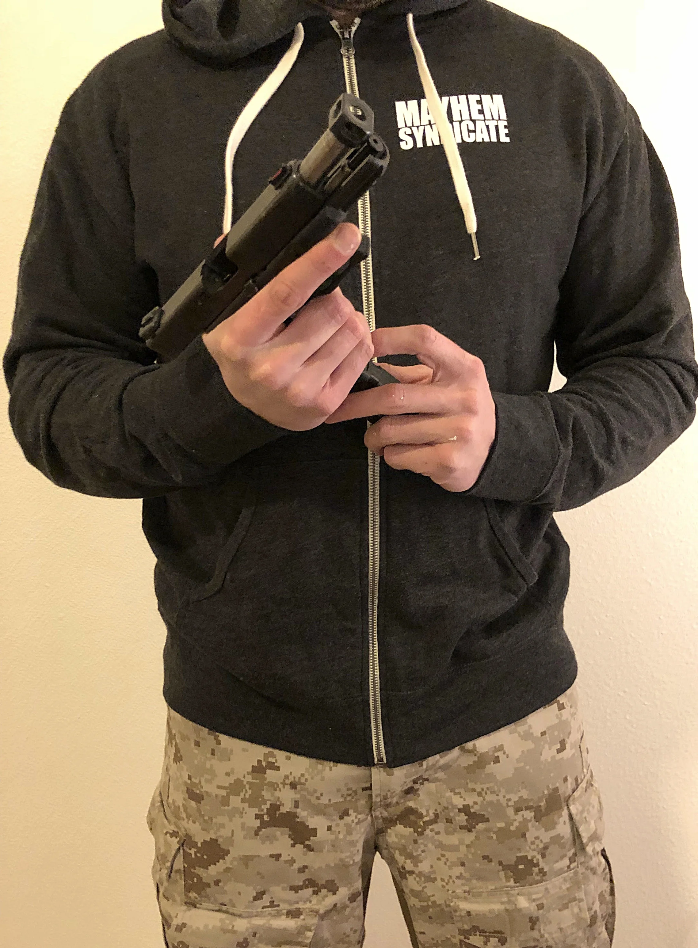 zip up1.jpg